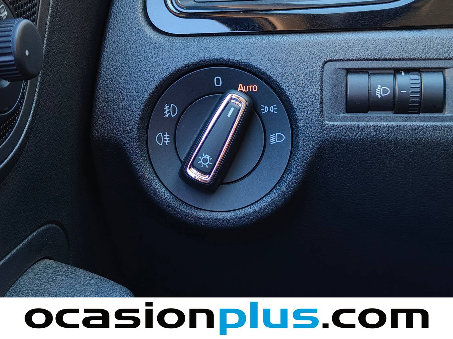 Skoda Spaceback Skoda Spaceback 1.0 TSI Like (95 CV) de segunda mano