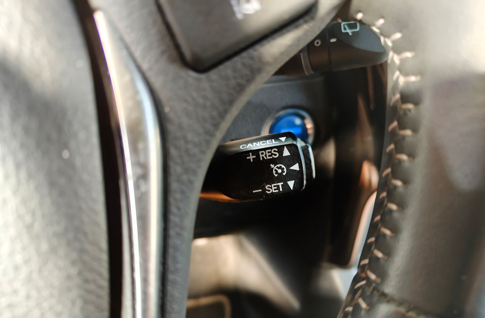 Toyota Auris 140H Hybrid Feel! Edition - foto 28