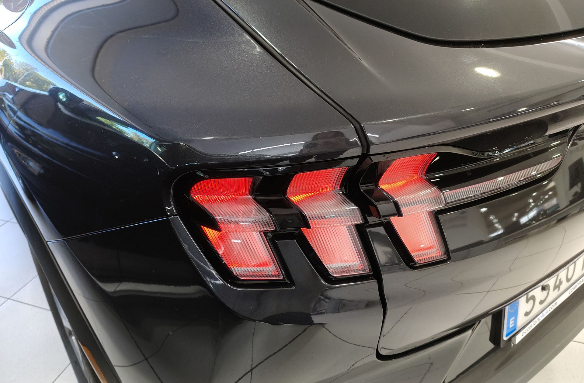 Ford Mustang Mach-E Premium RWD Rango Extendido - foto 25