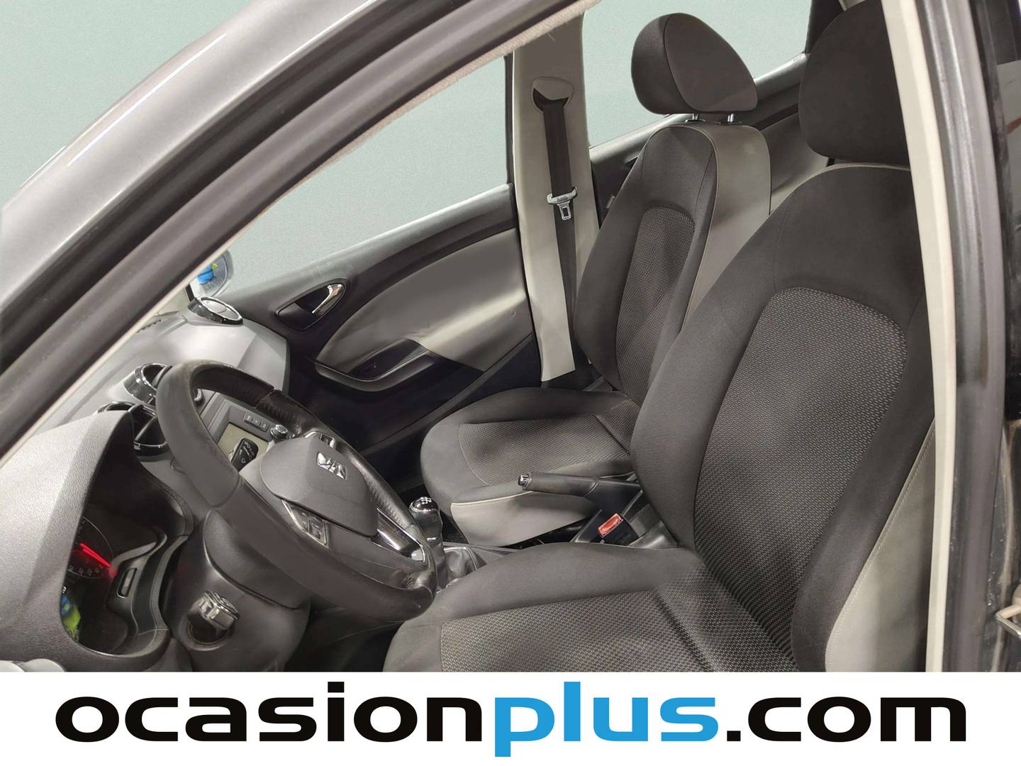 Foto asientos delanteros Seat Ibiza Seat Ibiza 1.2 TSI Style (90 CV)