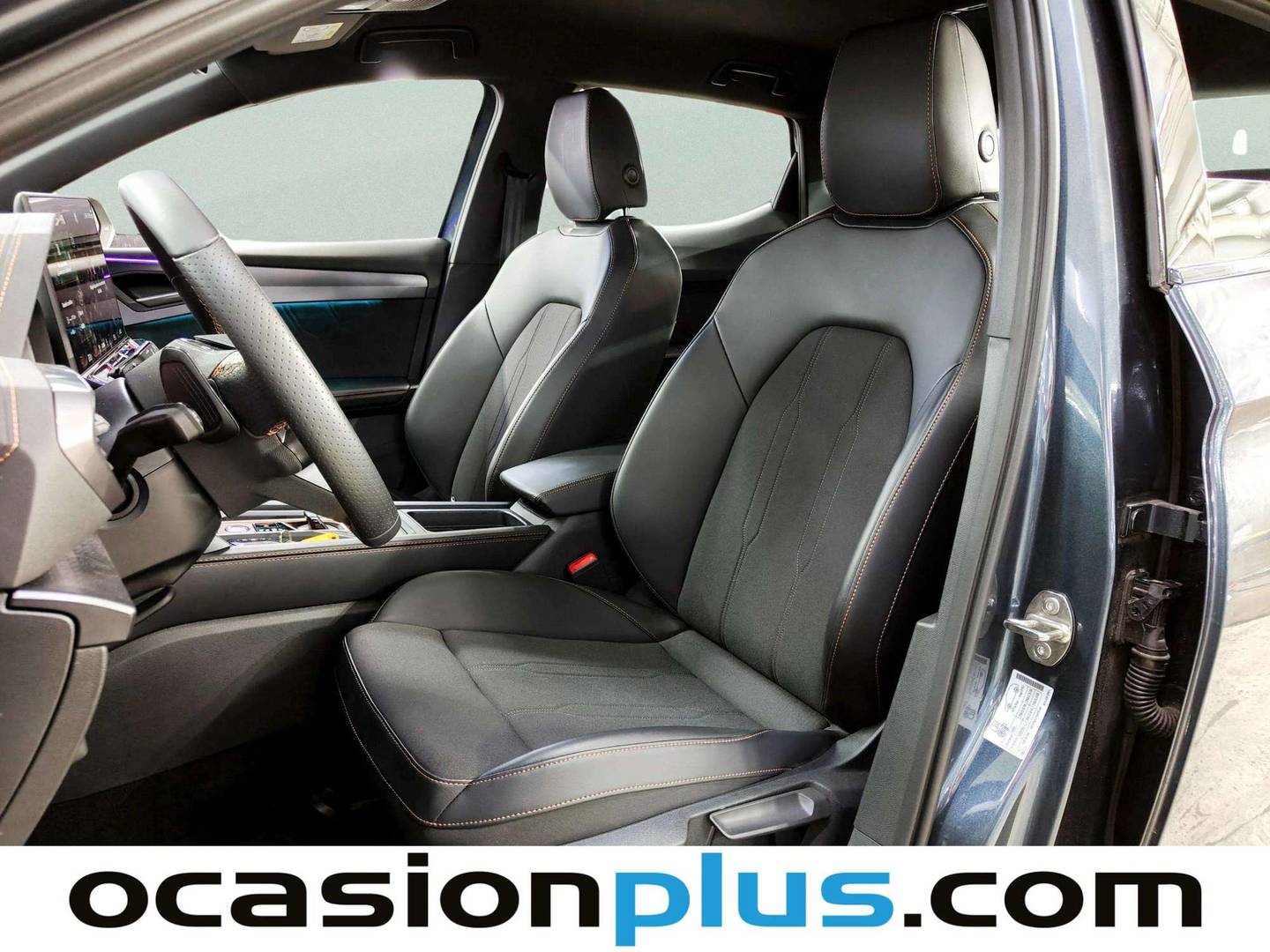 Foto asientos delanteros Cupra León CUPRA León 1.5 eTSI DSG (150 CV)