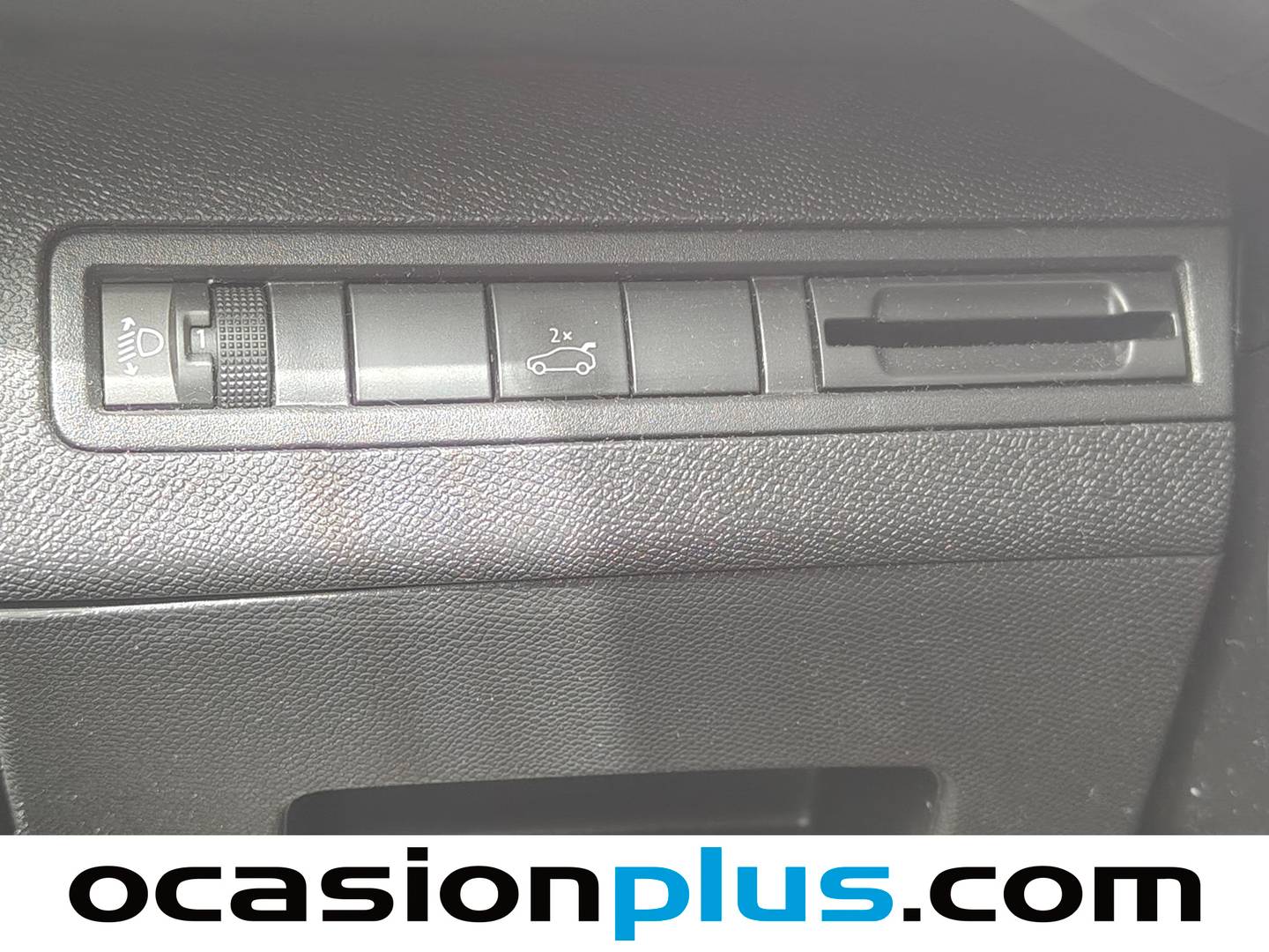 Peugeot 5008 Peugeot 5008 BlueHDi 130 S&S Allure (130 CV) EAT8 7 PLAZAS km 0