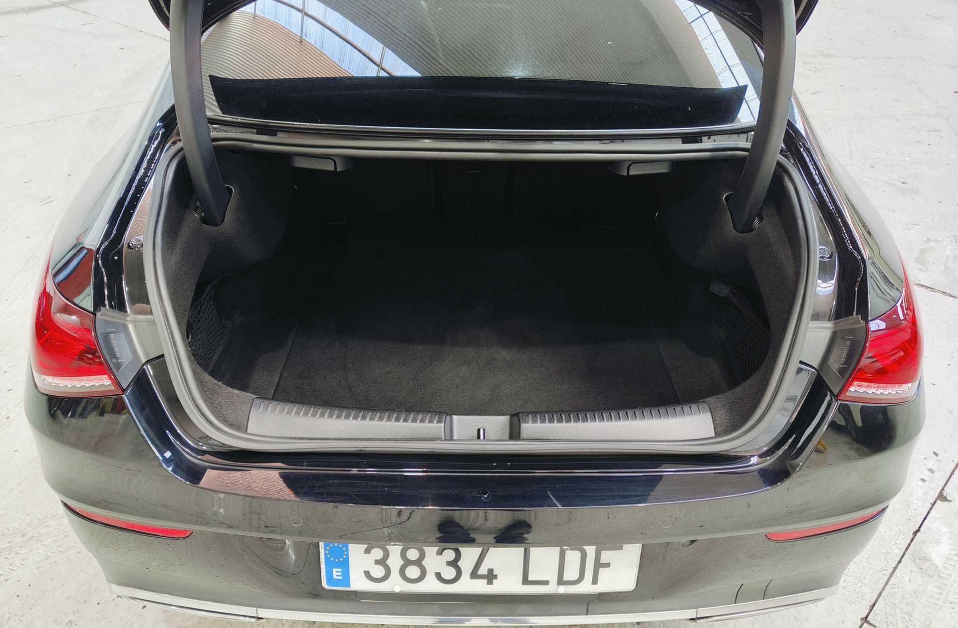 Mercedes-Benz CLA 180 Pack AMG - foto 21
