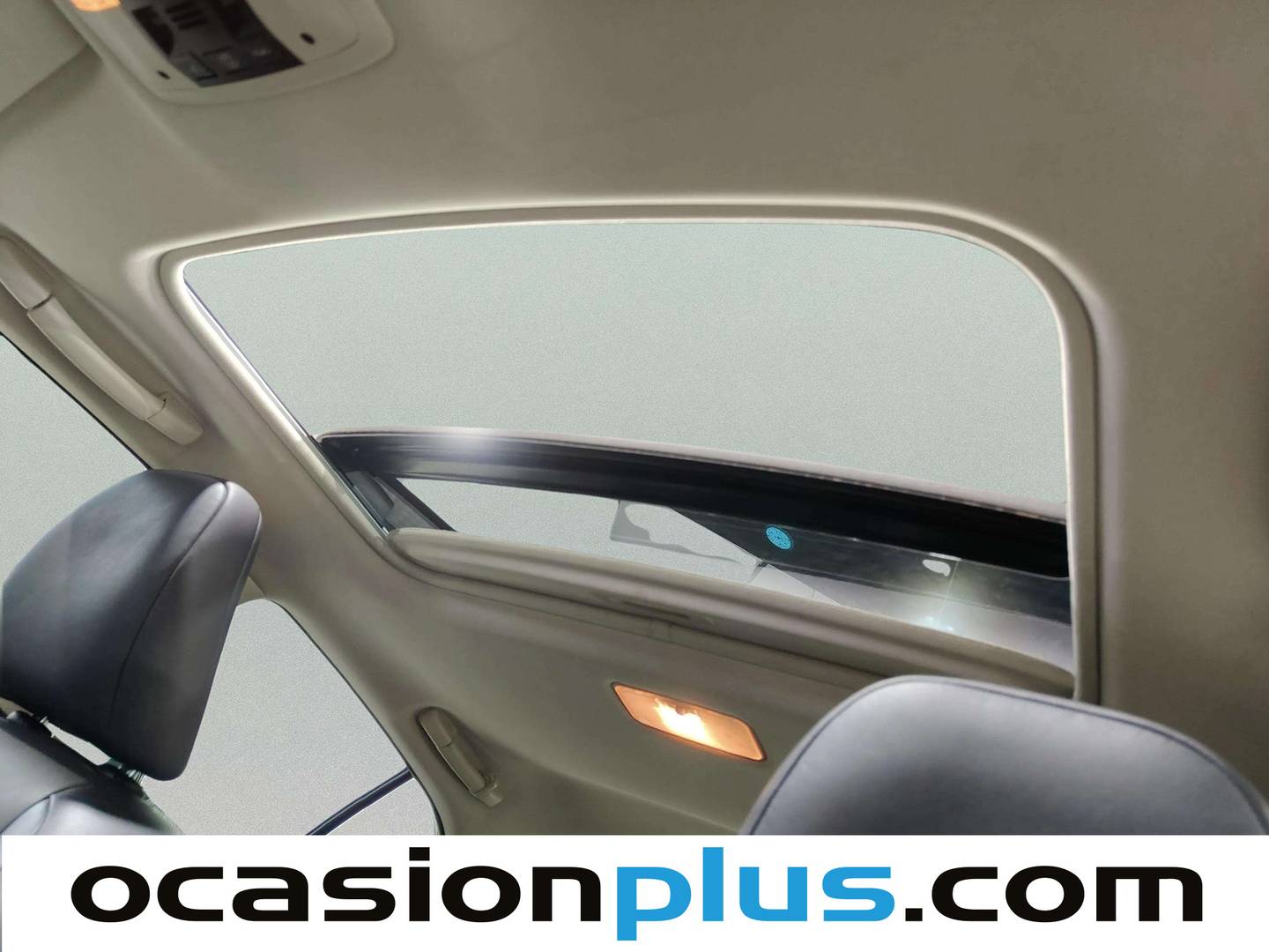 Extras y acabados del Lexus CT Lexus CT CT 200h Luxury (136 CV)