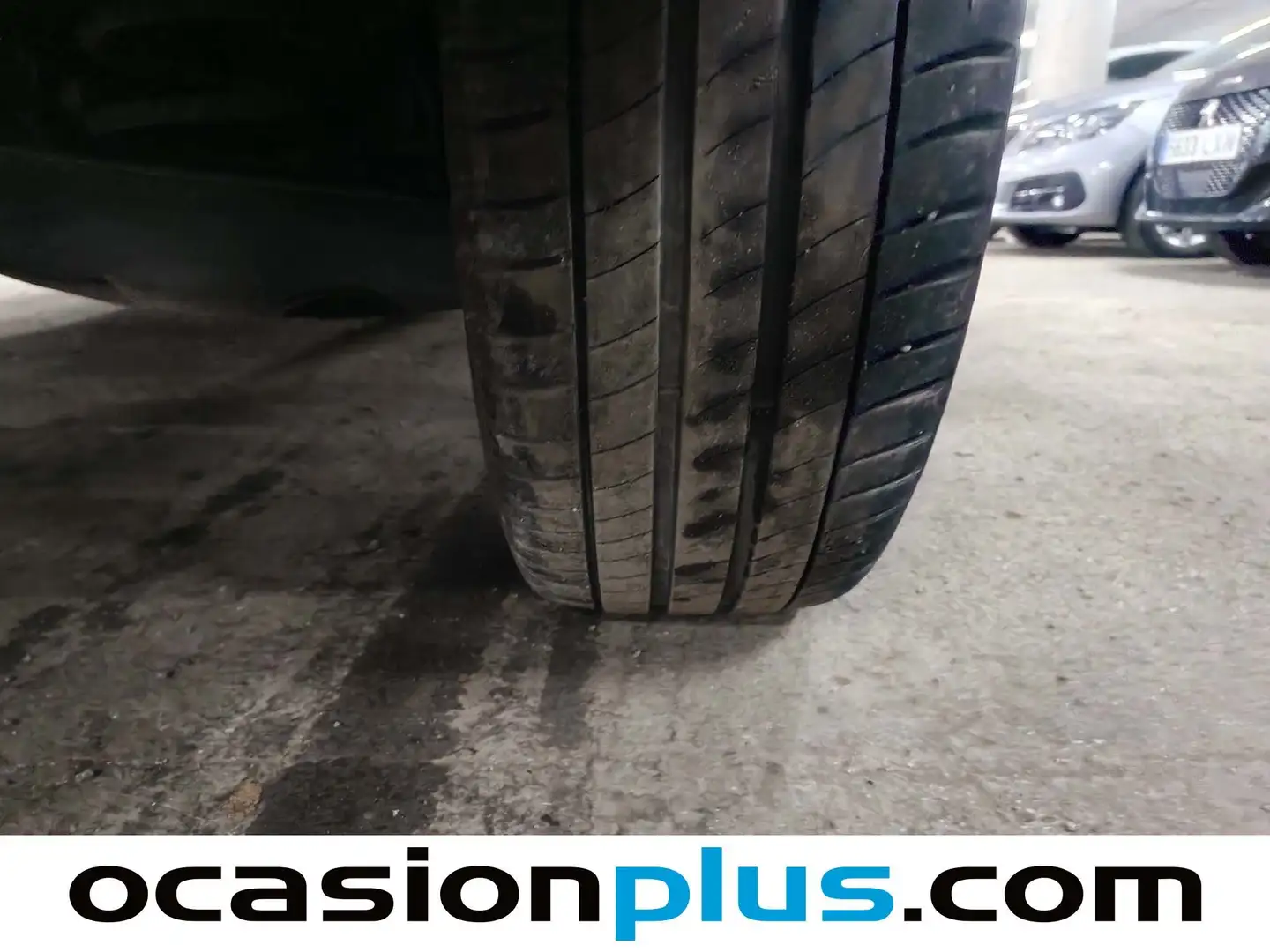 Foto Toyota C-HR Toyota C-HR 1.8 125H Advance (122 CV)