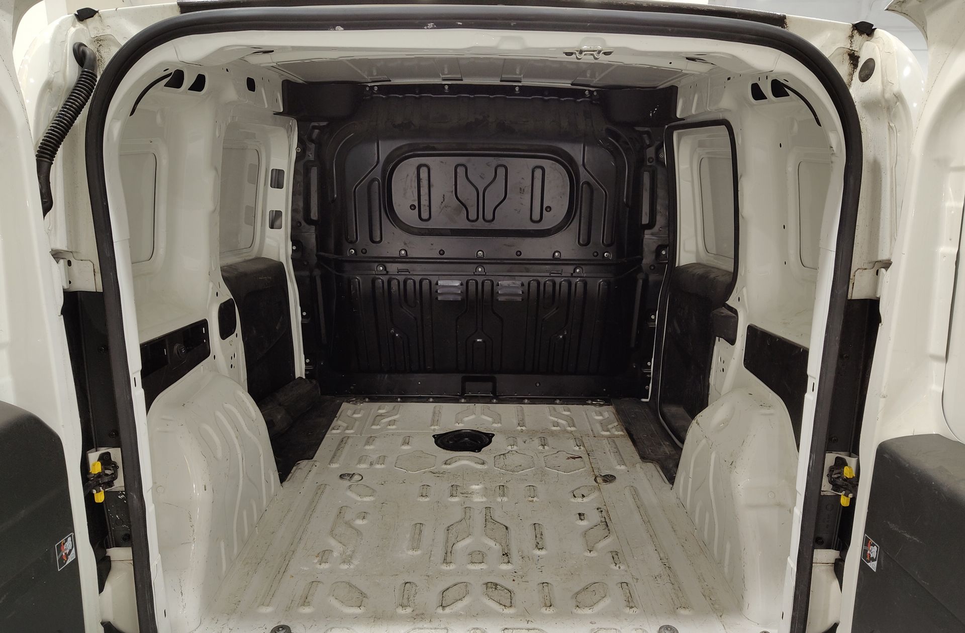 Fiat Doblò Cargo Cargo 1.6 MultiJet SX - foto 11
