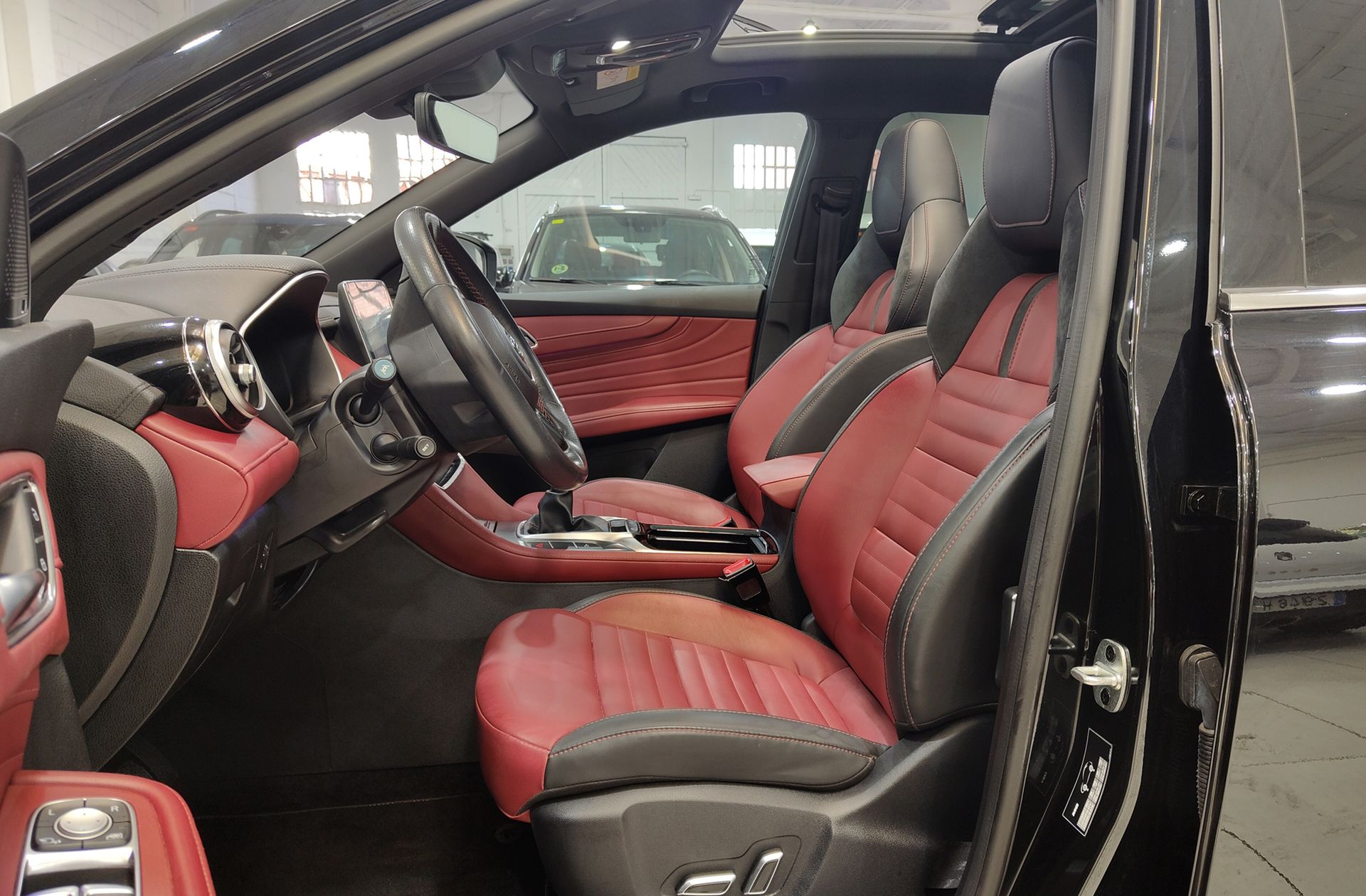 MG HS 1.5 Turbo GDI Luxury - foto 13