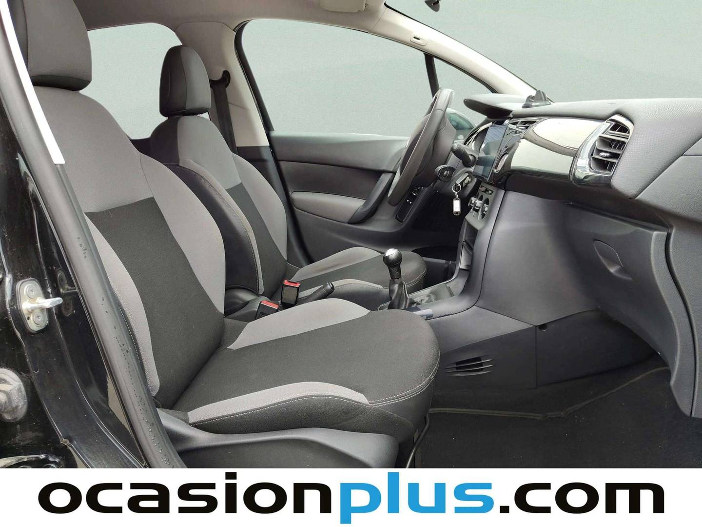 Citroën C3 Citroën C3 PureTech 82 Tonic (82 CV) manual
