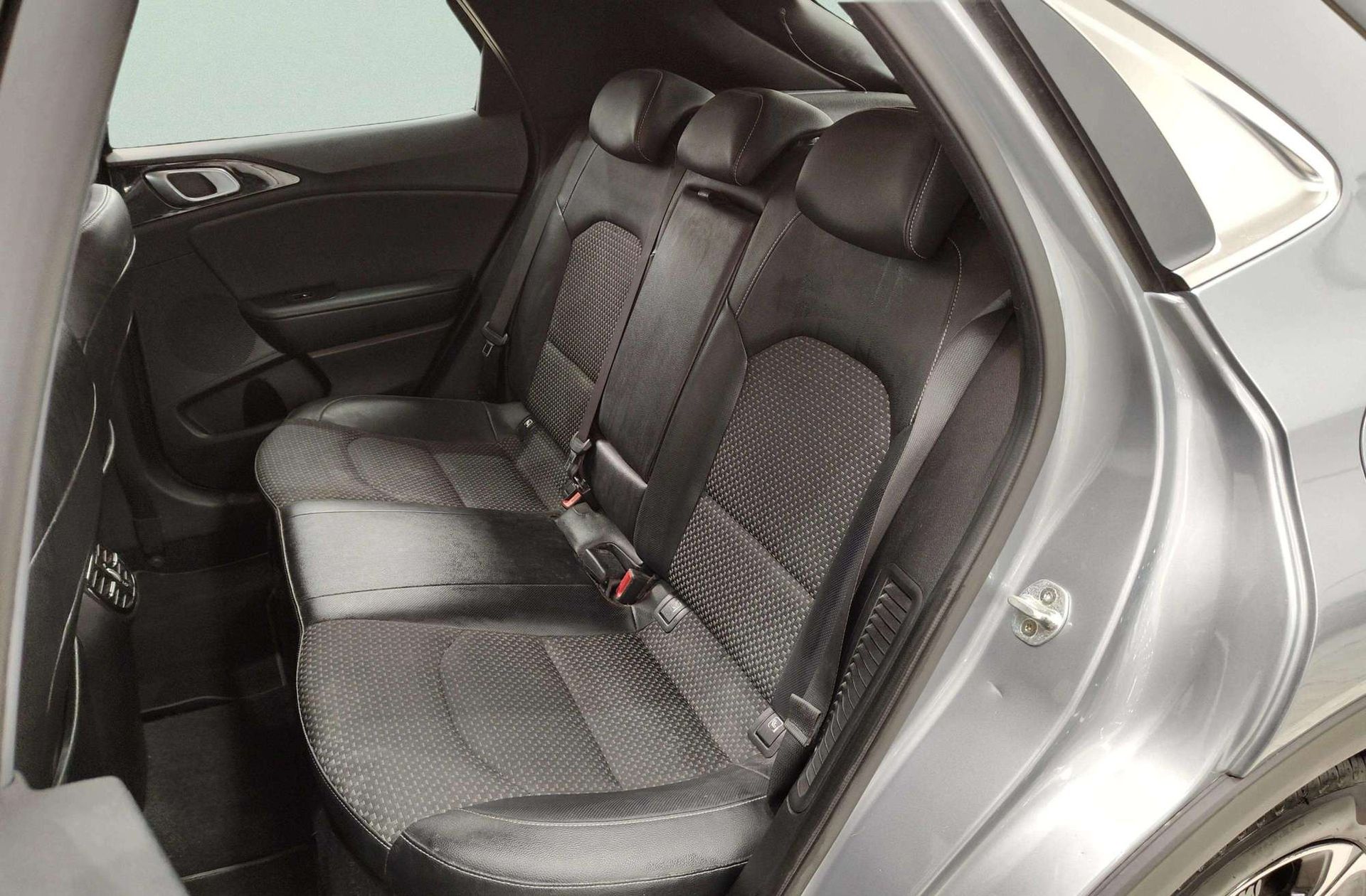 Kia XCeed 1.6 GDi PHEV eDrive - foto 14