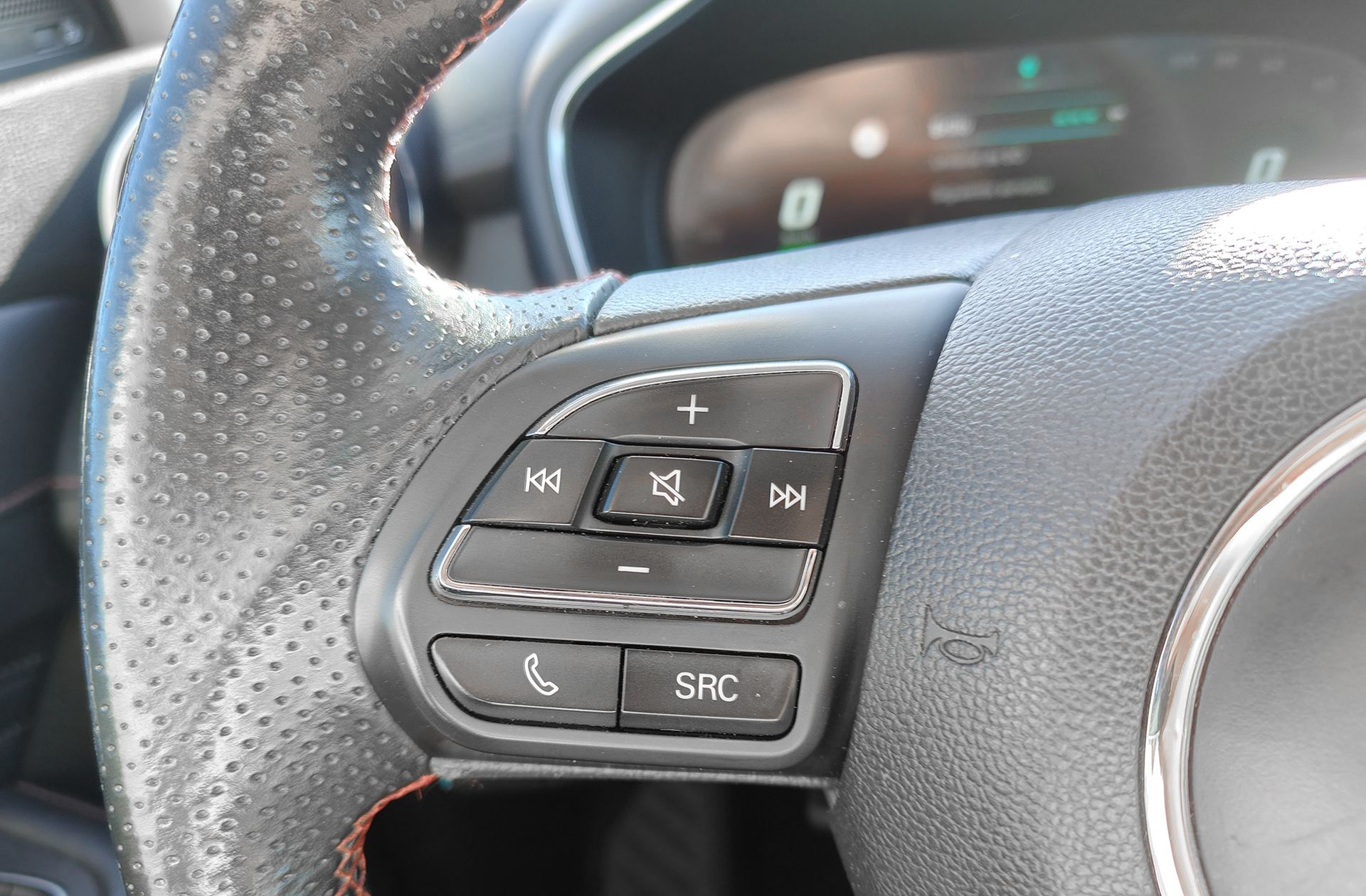 MG eHS 1.5 T-GDi PHEV Luxury - foto 29