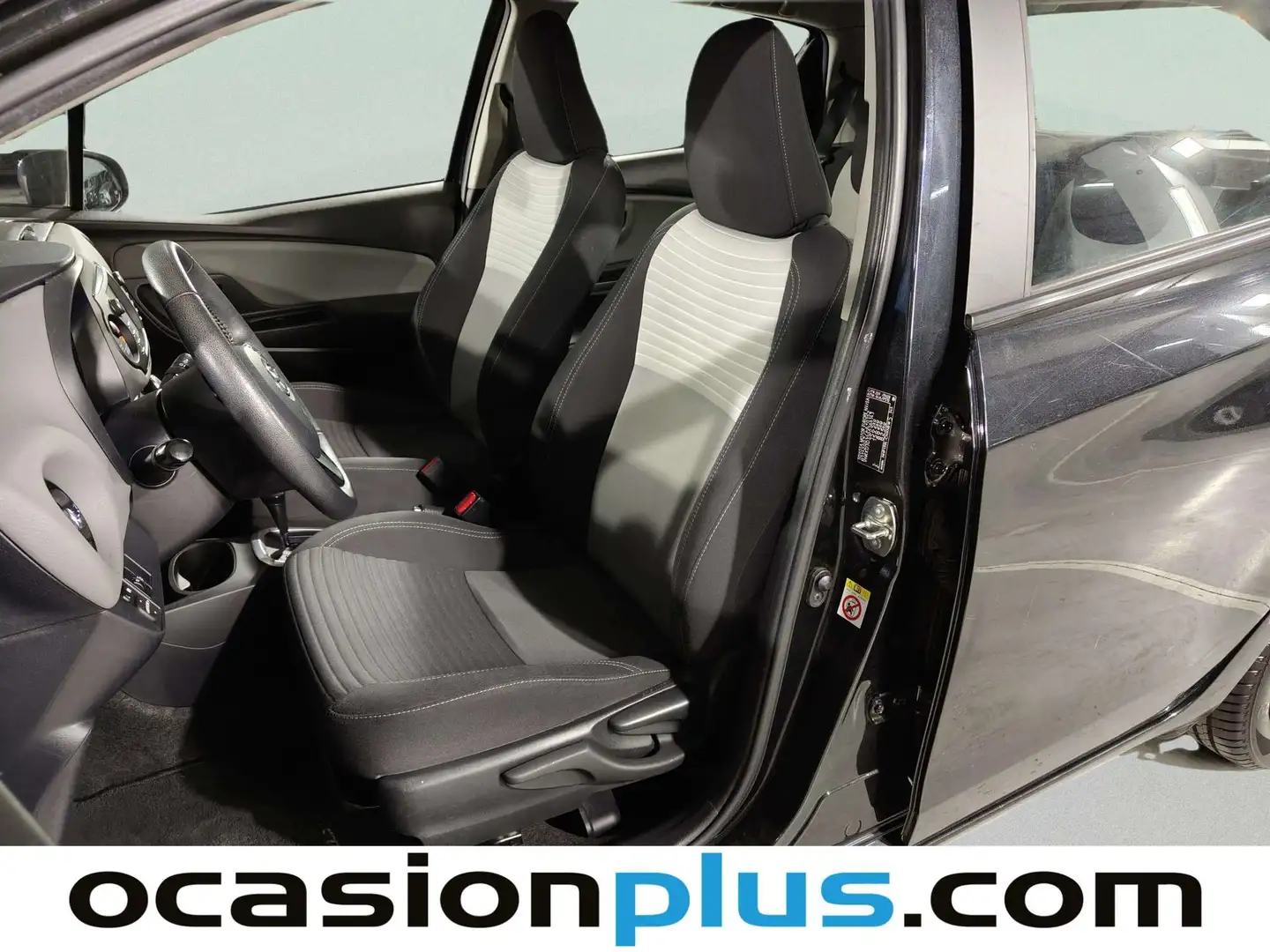 Foto Toyota Yaris Toyota Yaris 1.5 Hybrid Active (100 CV)