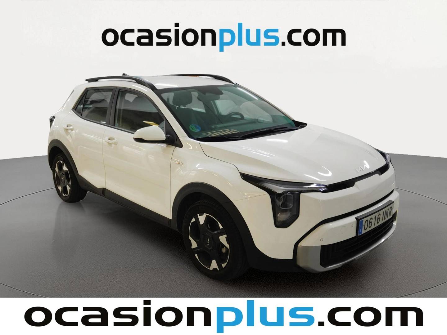 Foto delantera KIA Stonic KIA Stonic 1.0 T-GDi MHEV Concept (115 CV) derecha