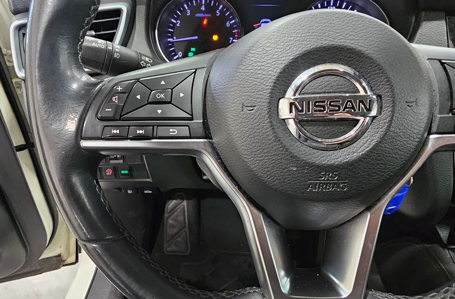 Nissan Qashqai DIG-T 160 N-Style DCT - foto 22