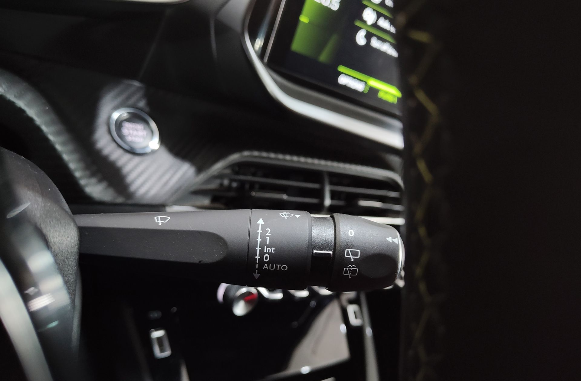 Peugeot 208 PureTech 100 GT - foto 28
