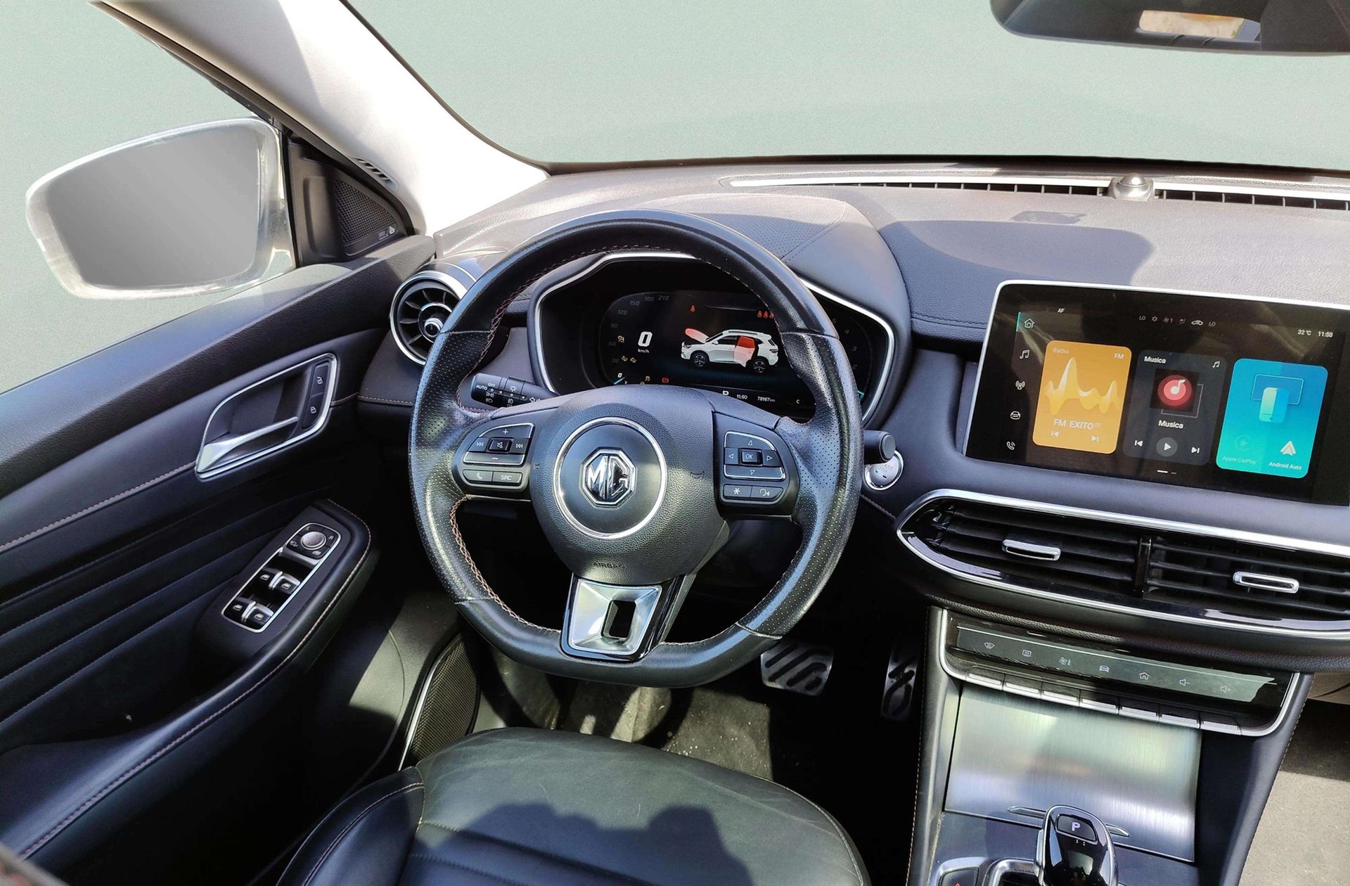 MG HS 1.5 Turbo GDI Luxury DCT - foto 28
