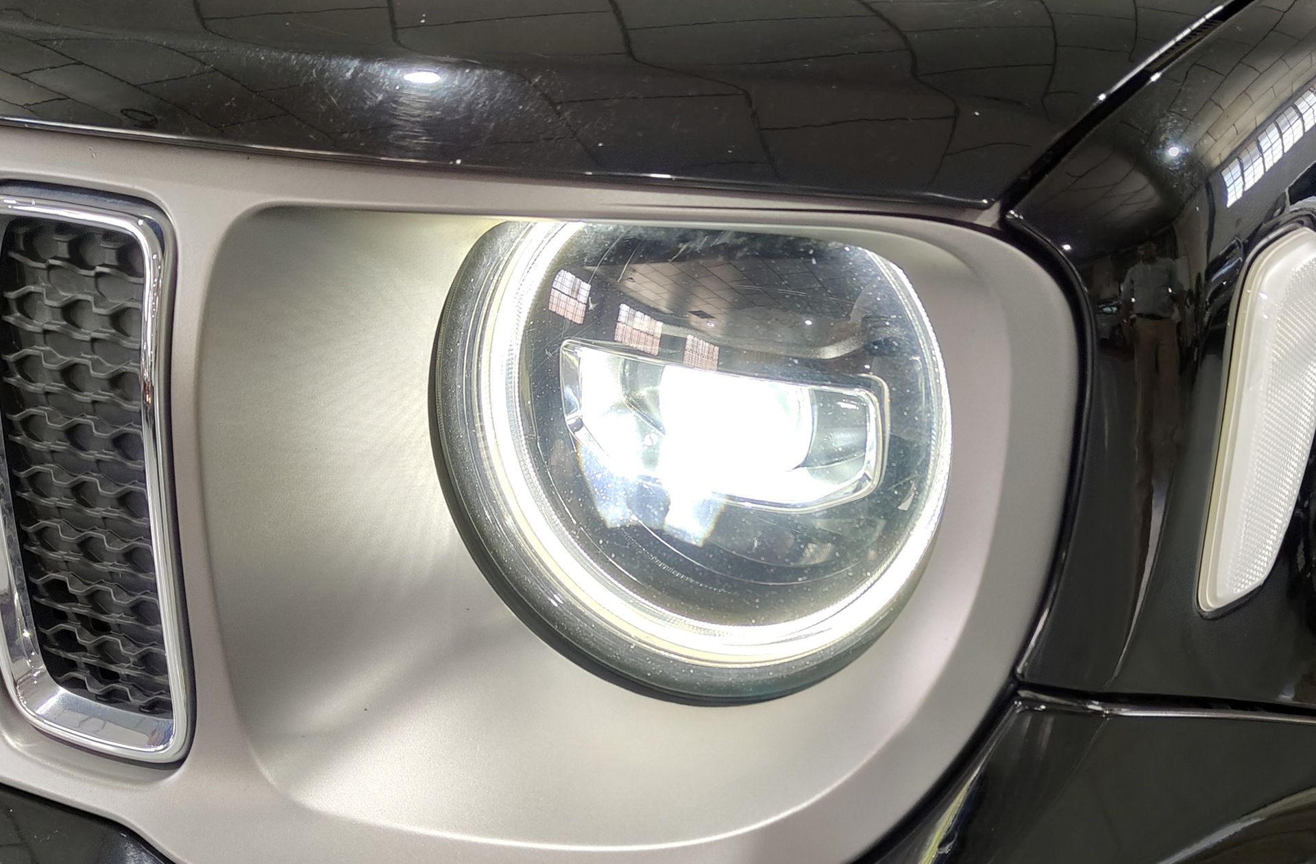 Jeep Renegade 1.6 MultiJet Limited 4x2 - foto 14
