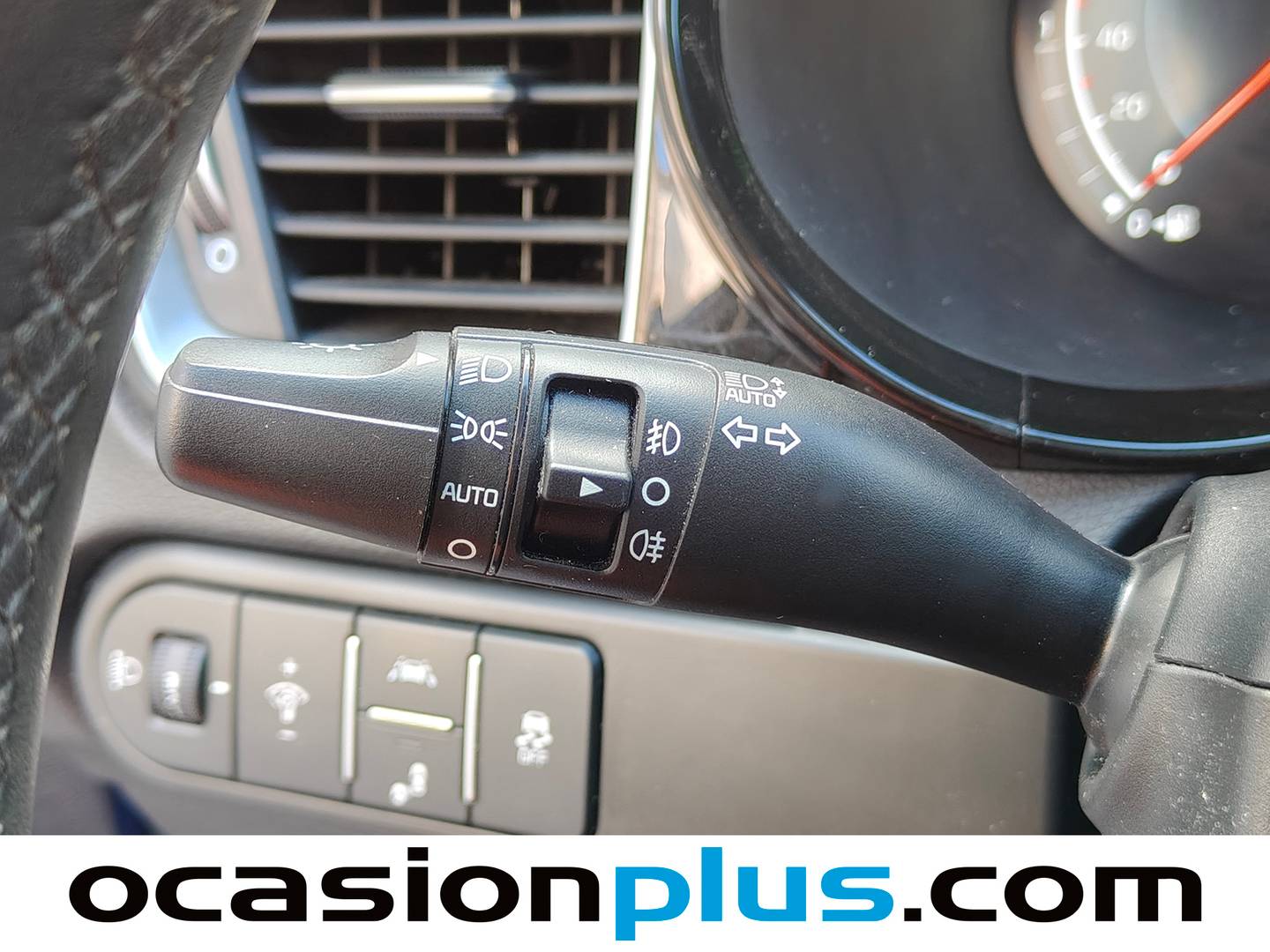 KIA XCeed KIA XCeed 1.6 MHEV Emotion DCT (136 CV) seminuevo