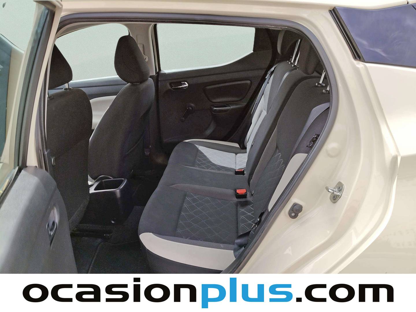 Foto asientos traseros Nissan Micra Nissan Micra IG-T 100 Acenta (100 CV)