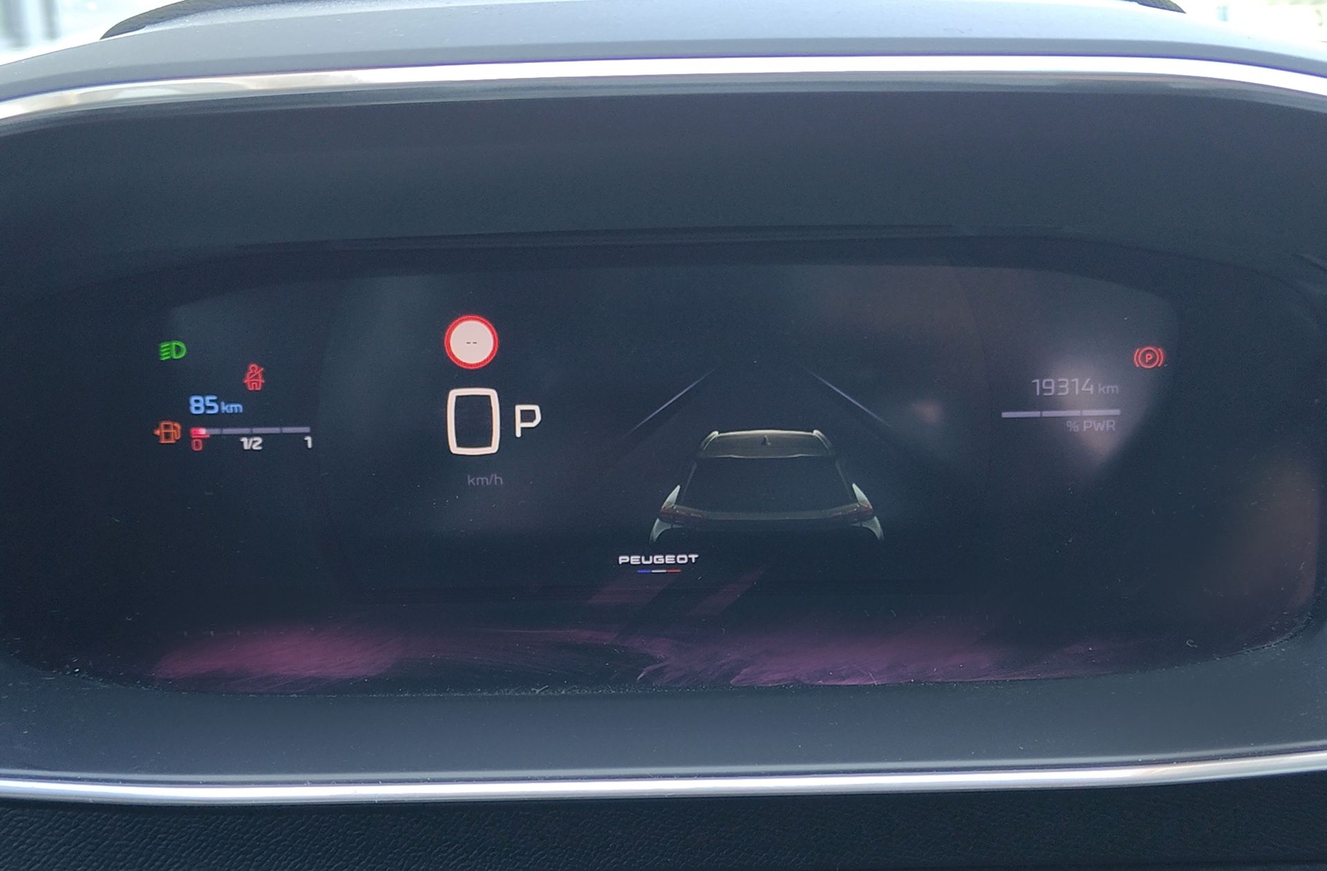 Peugeot 2008 GT Hybrid eDCS6 - foto 23