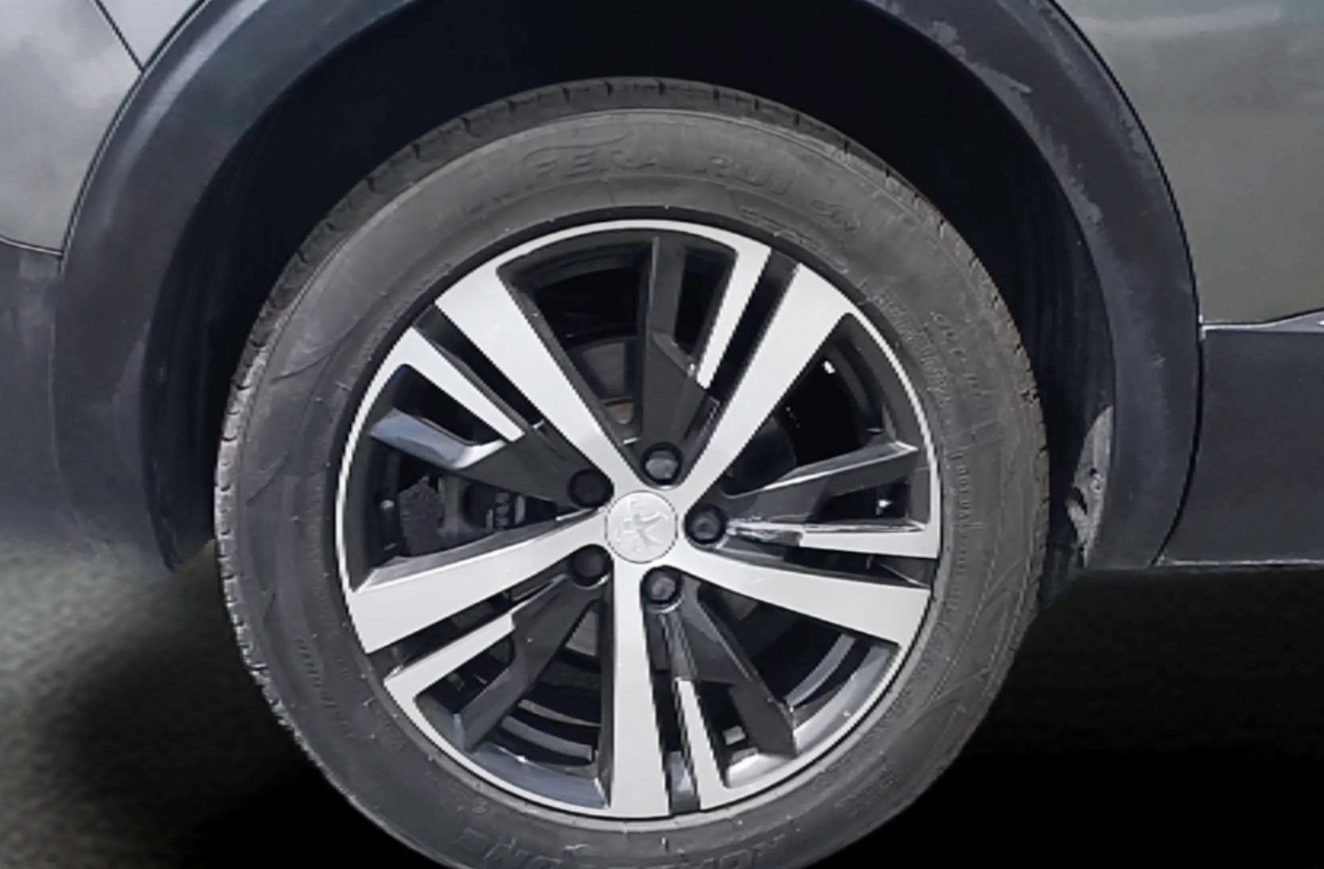 Peugeot 5008 BlueHDi 130 Allure EAT8 7 plazas - foto 31