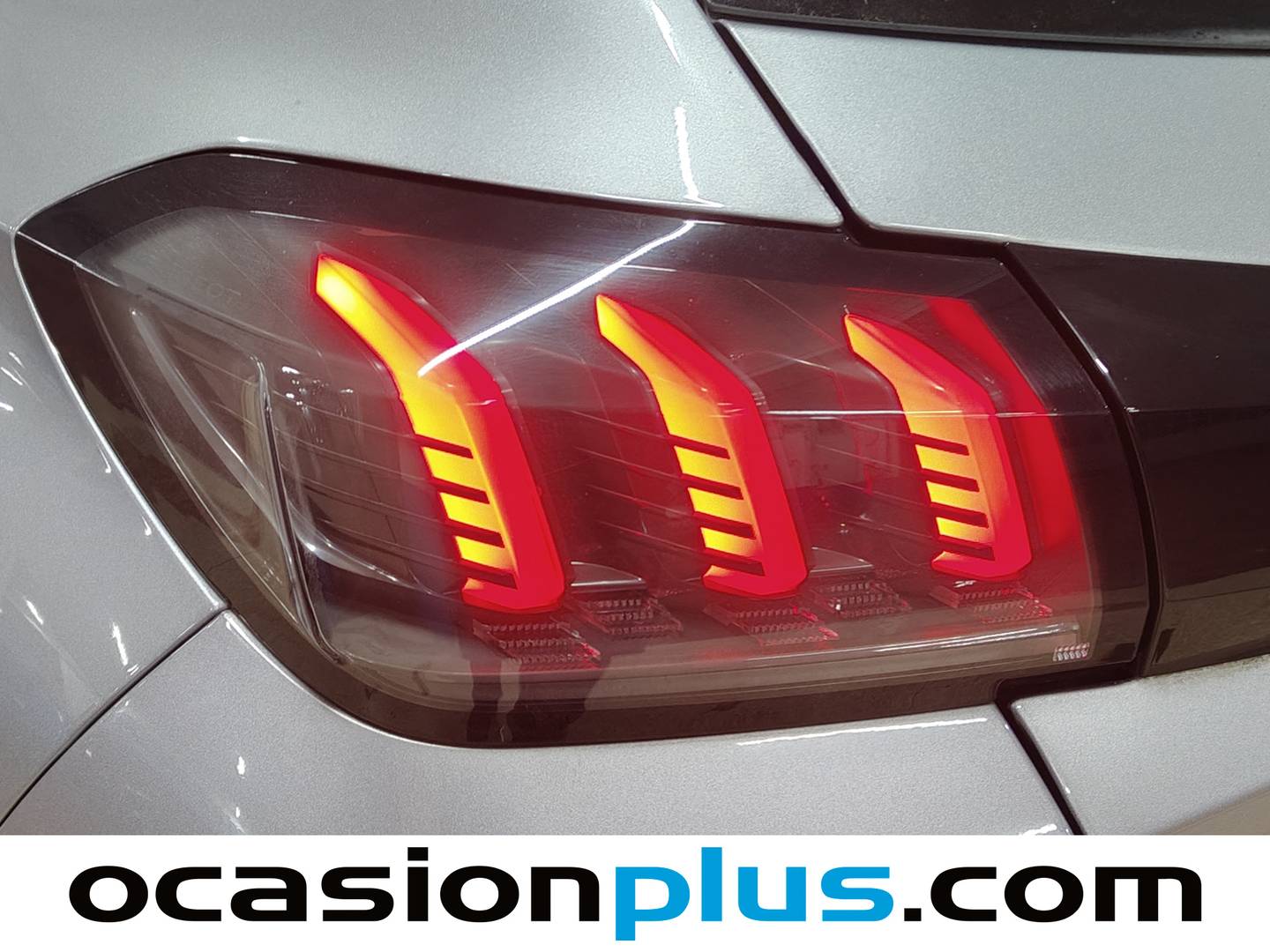 Foto Peugeot 208 Peugeot 208 PureTech 100 Allure (100 CV)