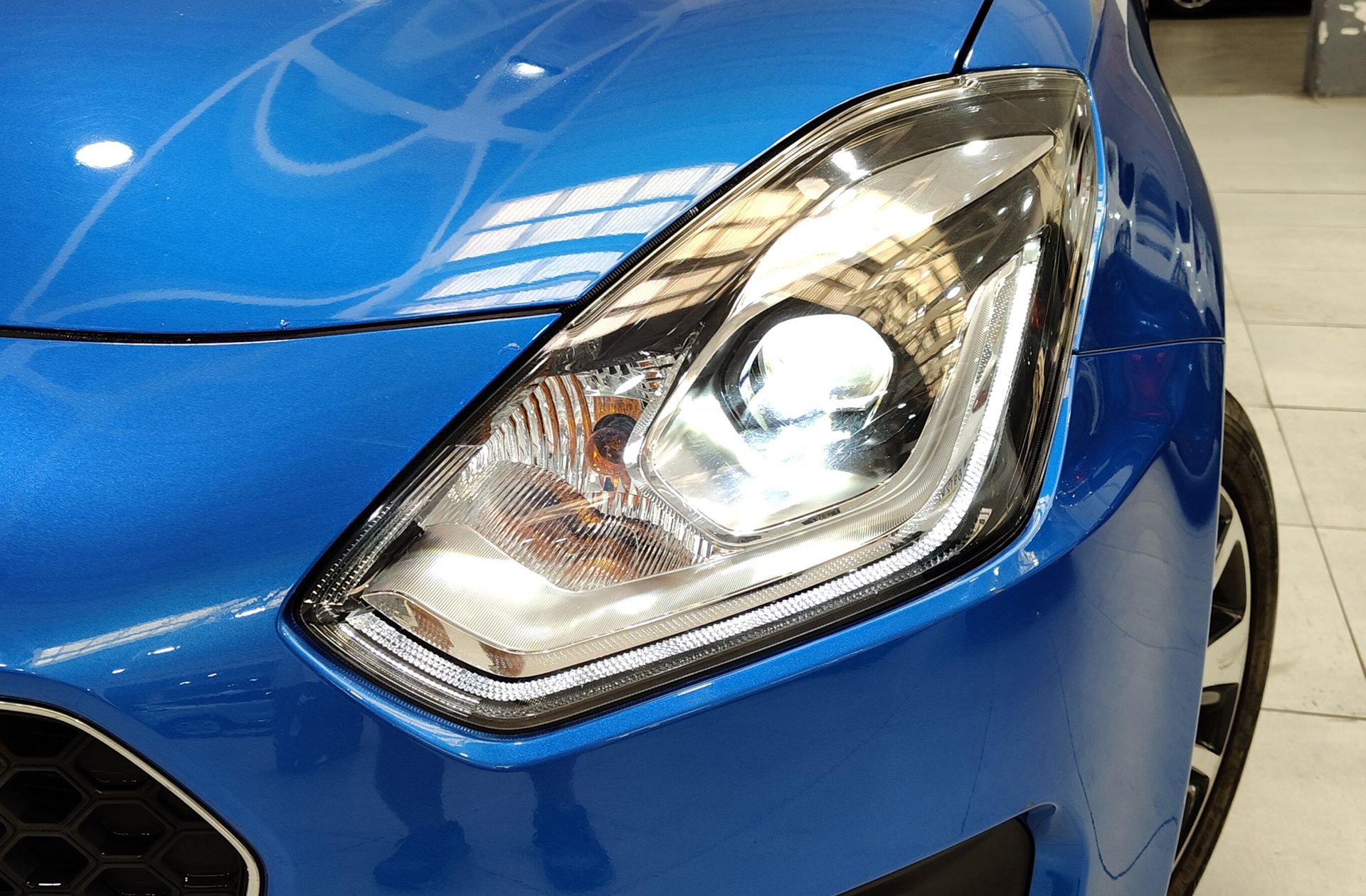 Suzuki Swift 1.2 GLX Mild Hybrid - foto 16