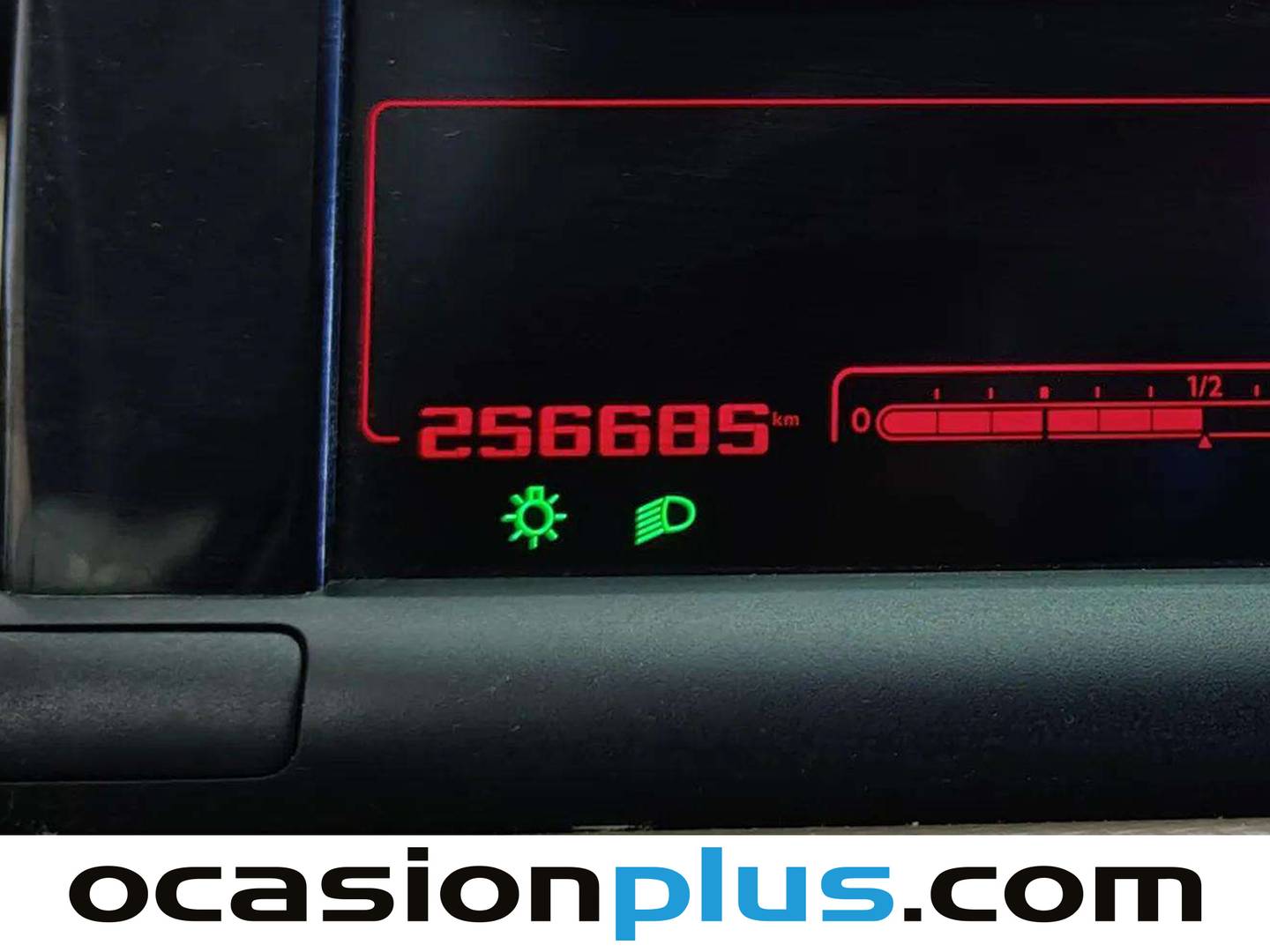 Foto Citroën C4 Cactus Citroen C4 Cactus BlueHDi 100 Shine (100 CV)