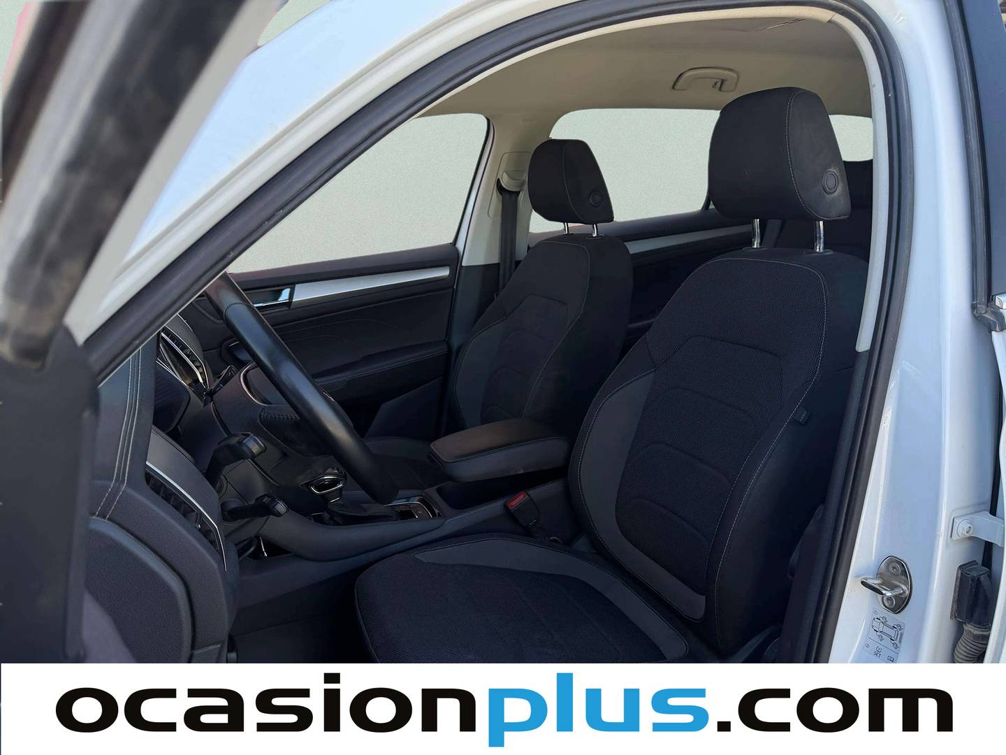 Foto asientos delanteros Skoda Kodiaq Skoda Kodiaq 2.0 TDI Ambition 4x4 DSG (150 CV)