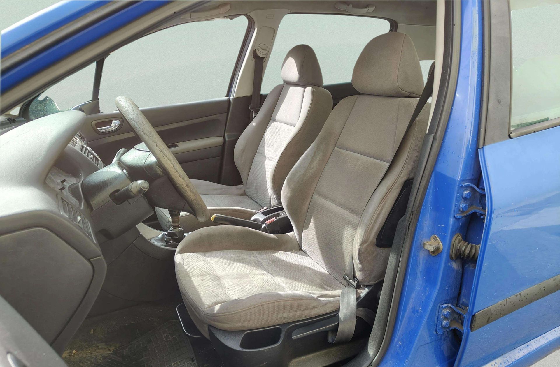 Peugeot 307 2.0 HDi XR Clim - foto 8