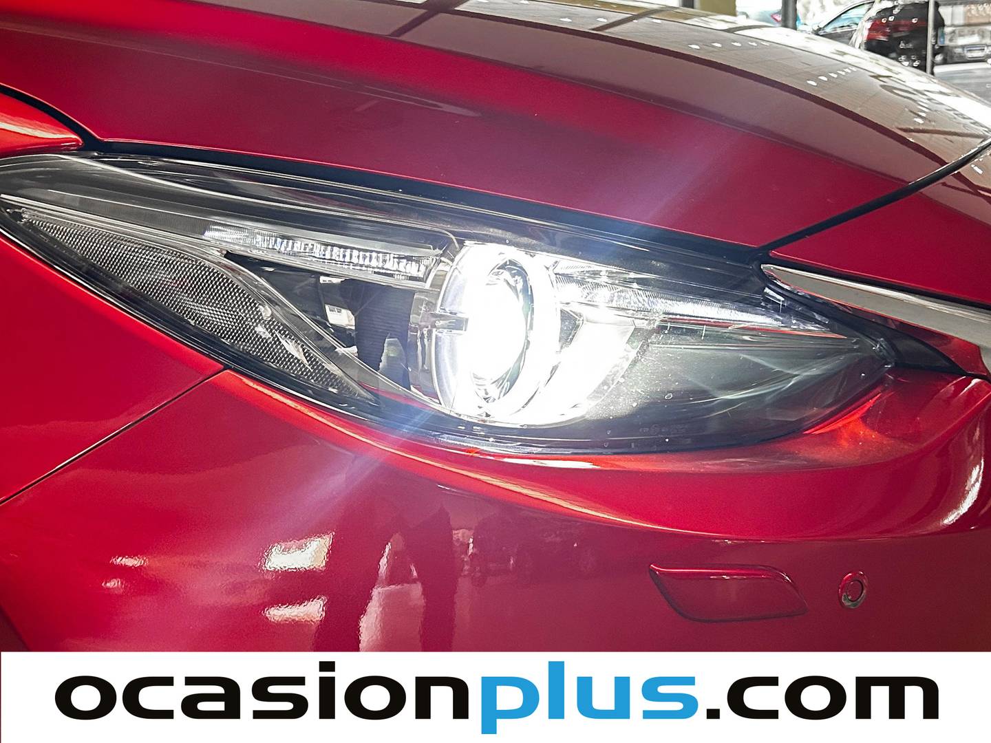 Equipamiento del Mazda Mazda3 Mazda Mazda 3 1.5 DE Luxury (105 CV)