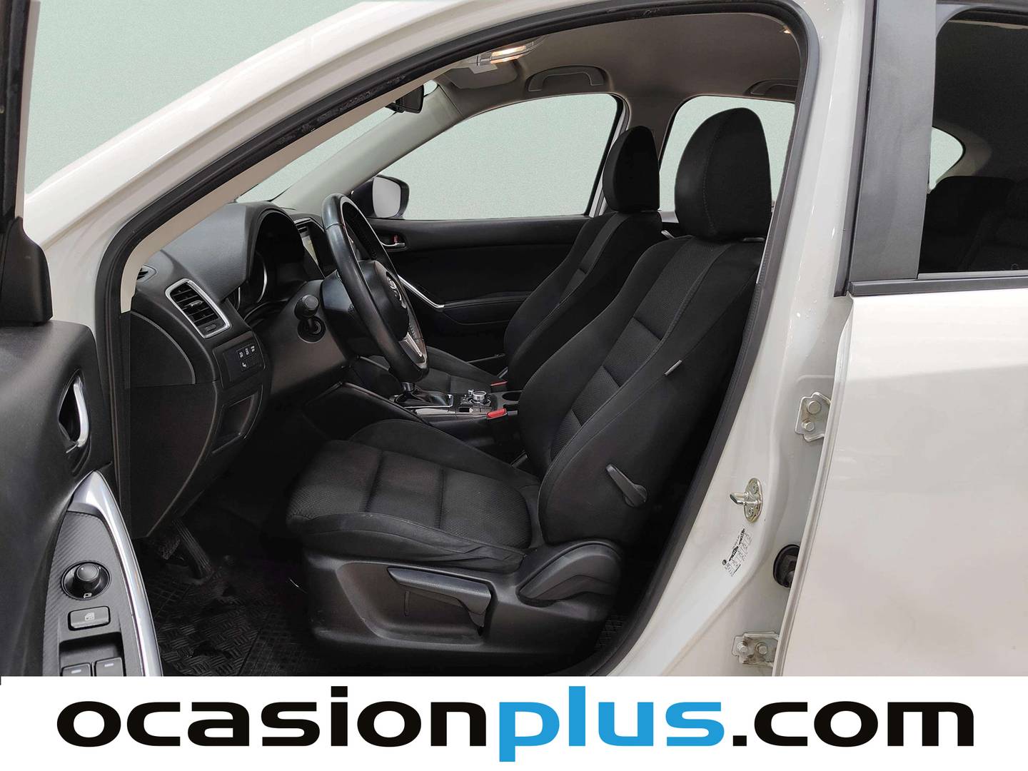 Foto asientos delanteros Mazda CX-5 Mazda CX-5 2.2 DE Black Tech Edition 2WD Aut. (150 CV)