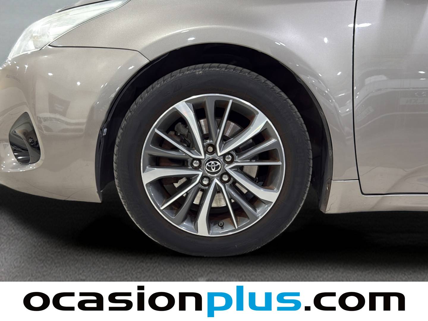 Foto Toyota Avensis Toyota Avensis 150D Advance (143 CV)