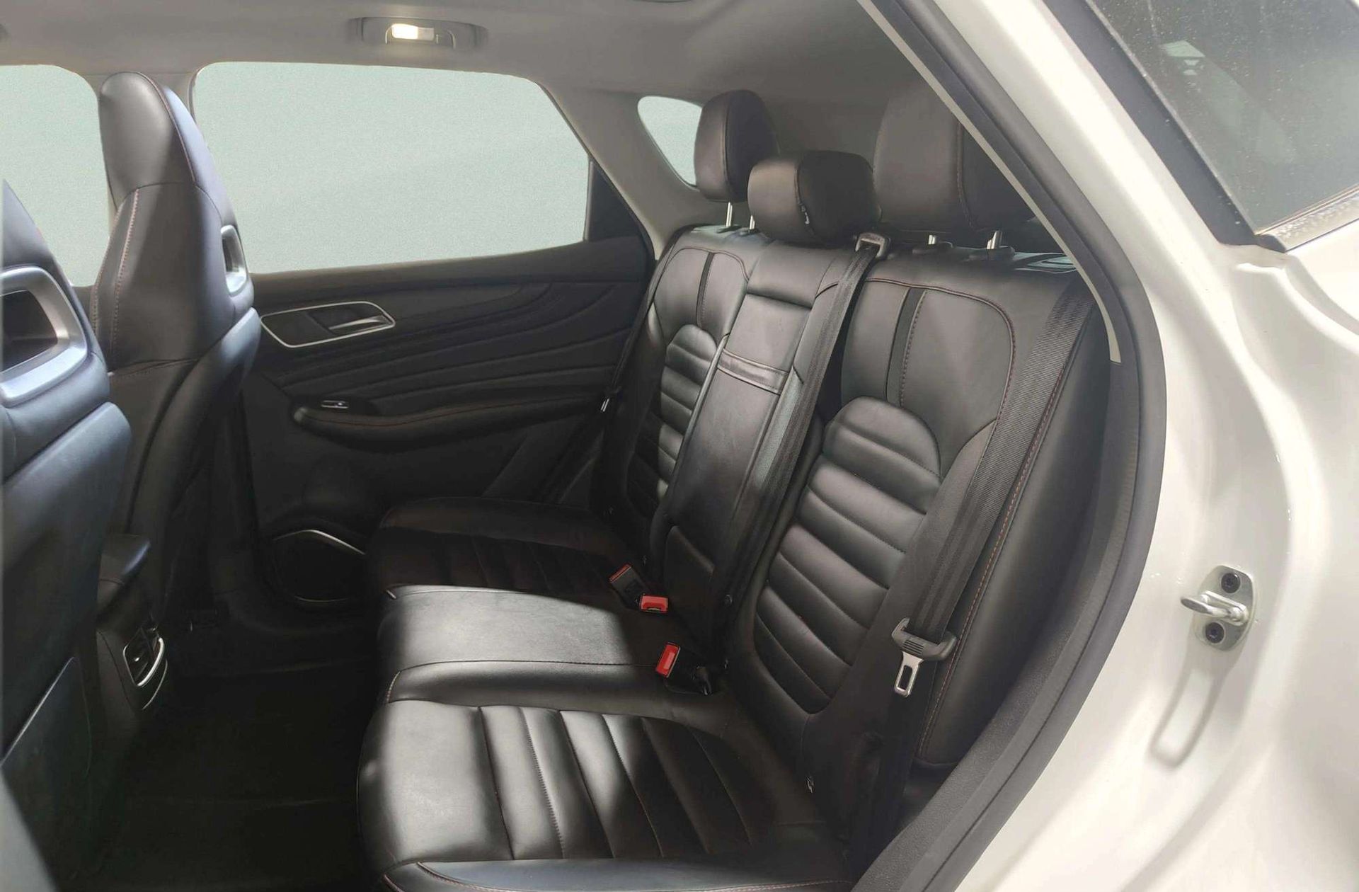 MG HS 1.5 Turbo GDI Luxury DCT - foto 14