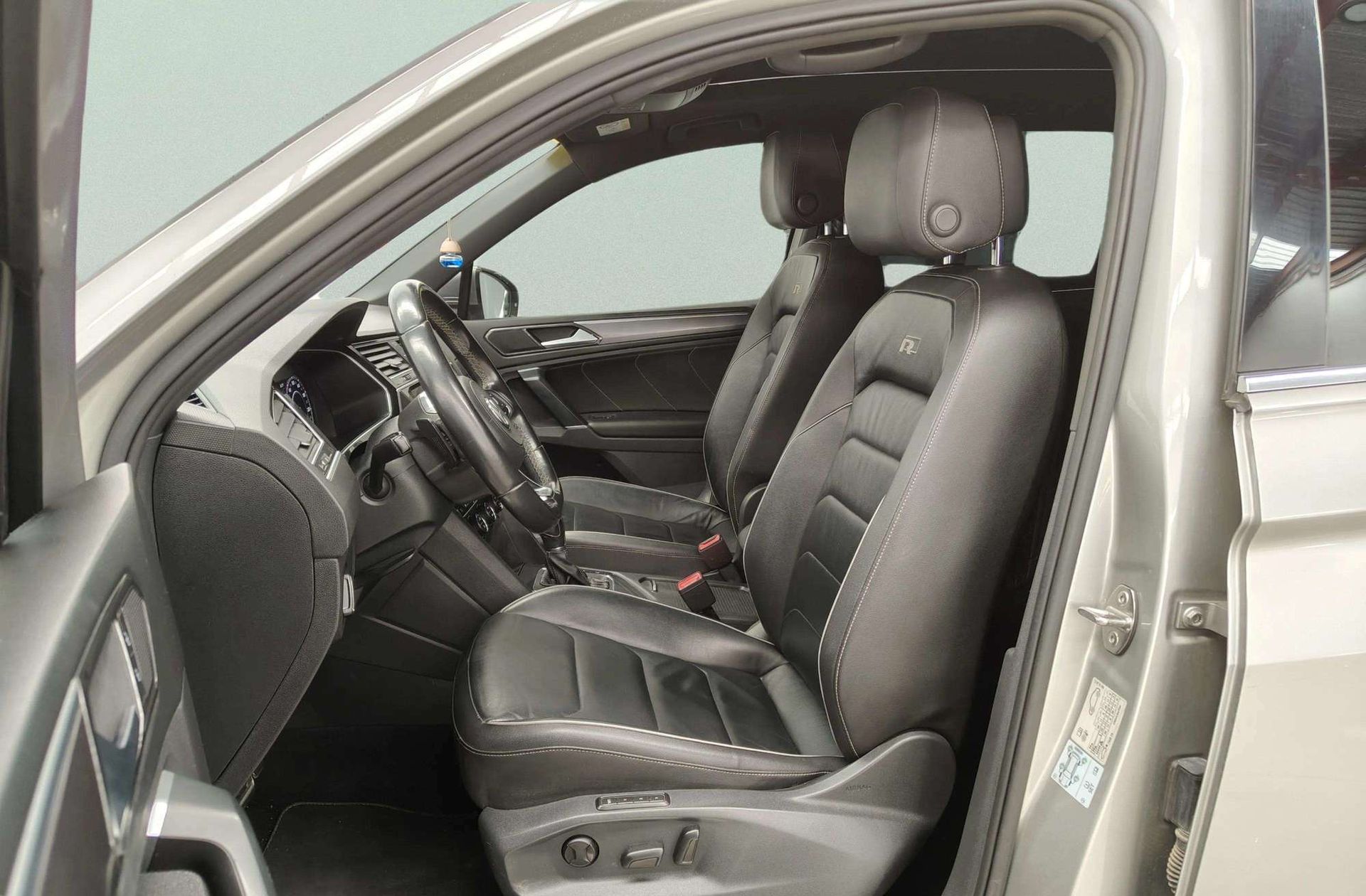 Volkswagen Tiguan Sport 2.0 TDI DSG - foto 14