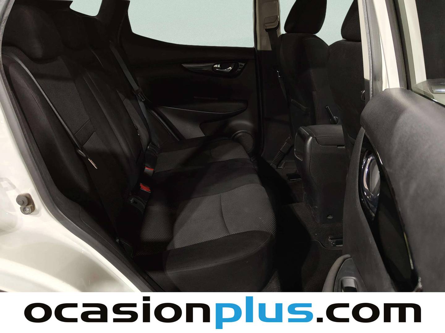 Foto asientos traseros Nissan QASHQAI Nissan Qashqai 1.6 DIG-T N-Connecta 4x2 (163 CV)