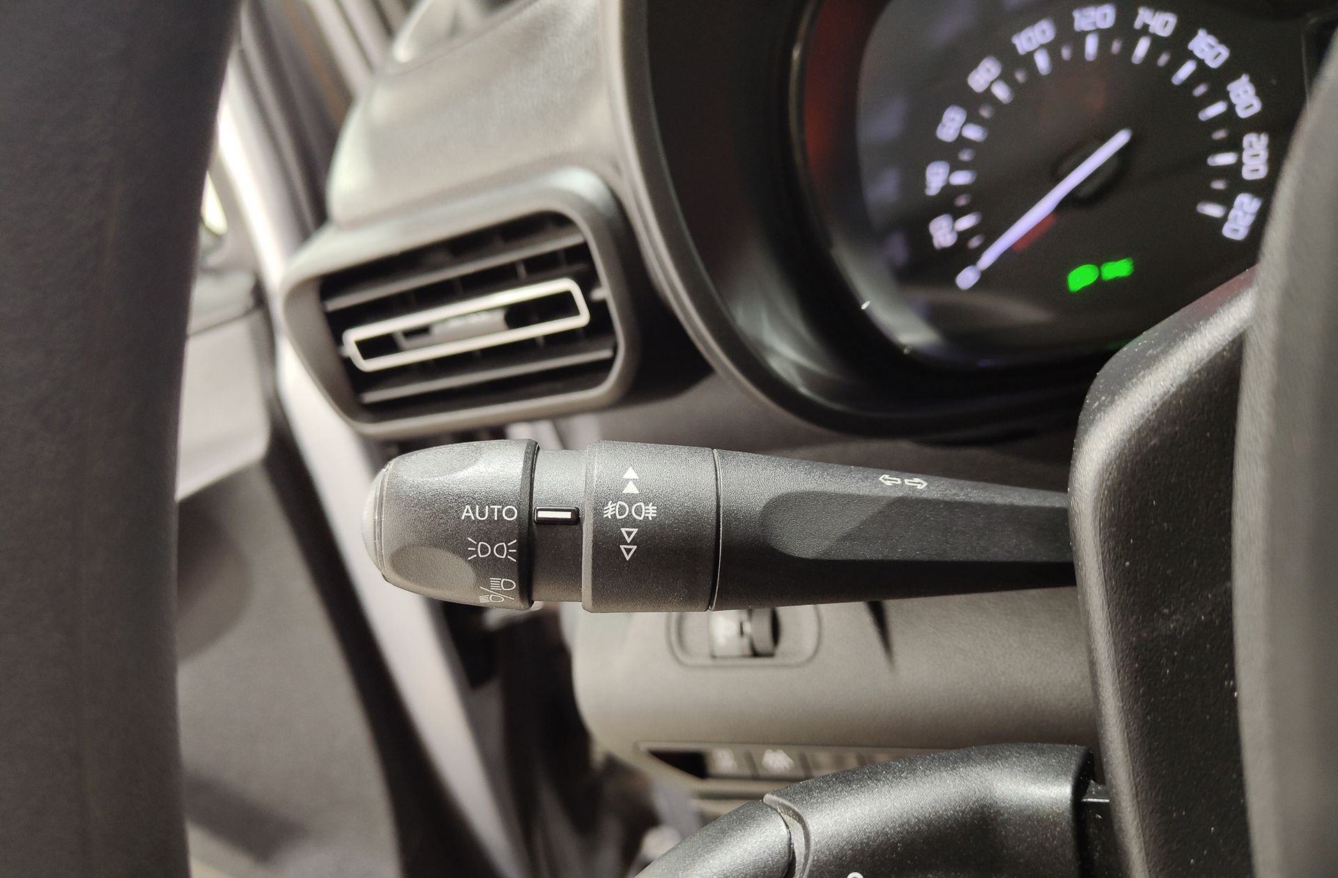 Citroën Berlingo Combi BlueHDi 130 Talla M Feel - foto 23