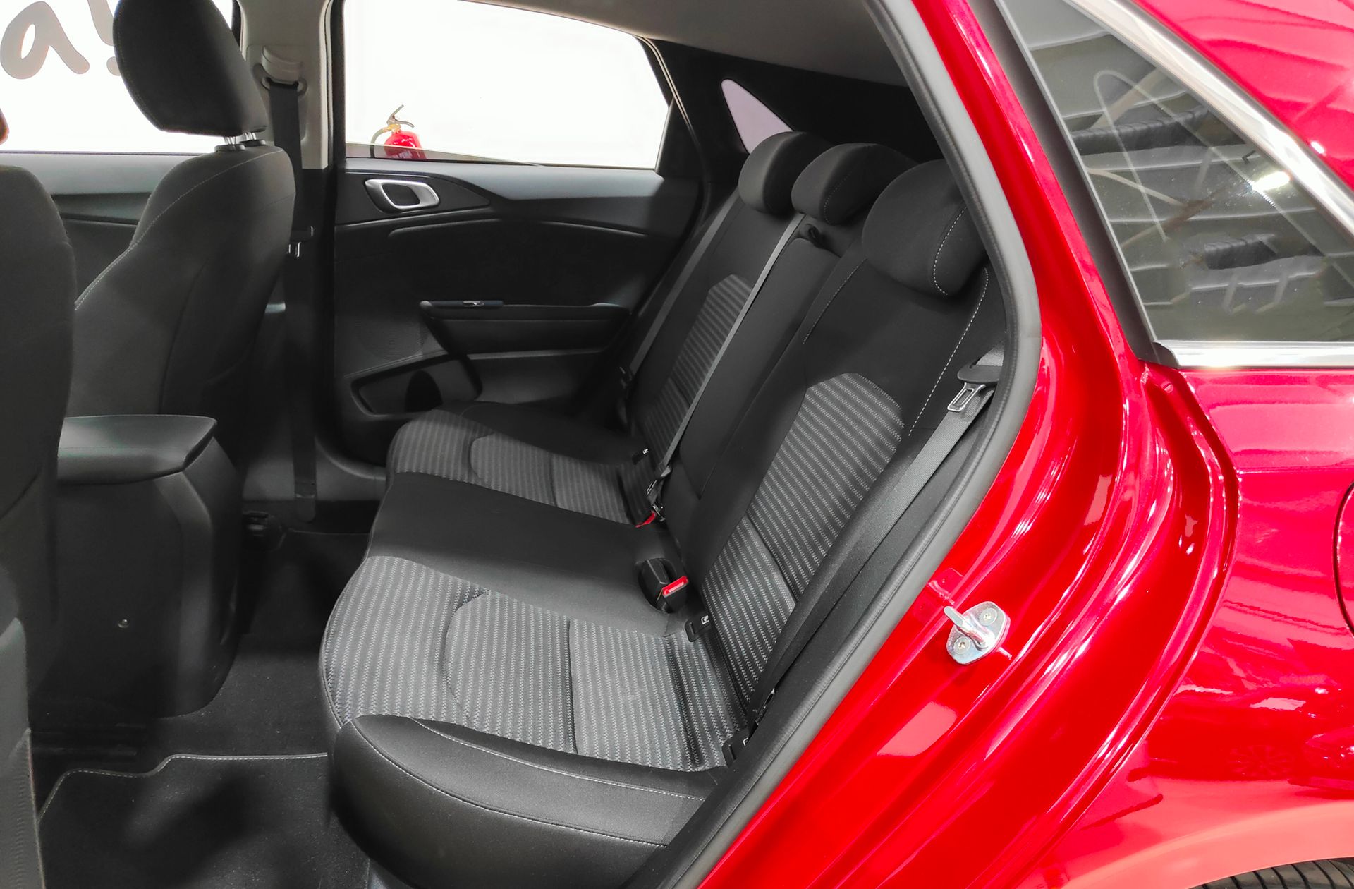 Kia Ceed 1.6 MHEV iMT Drive - foto 11