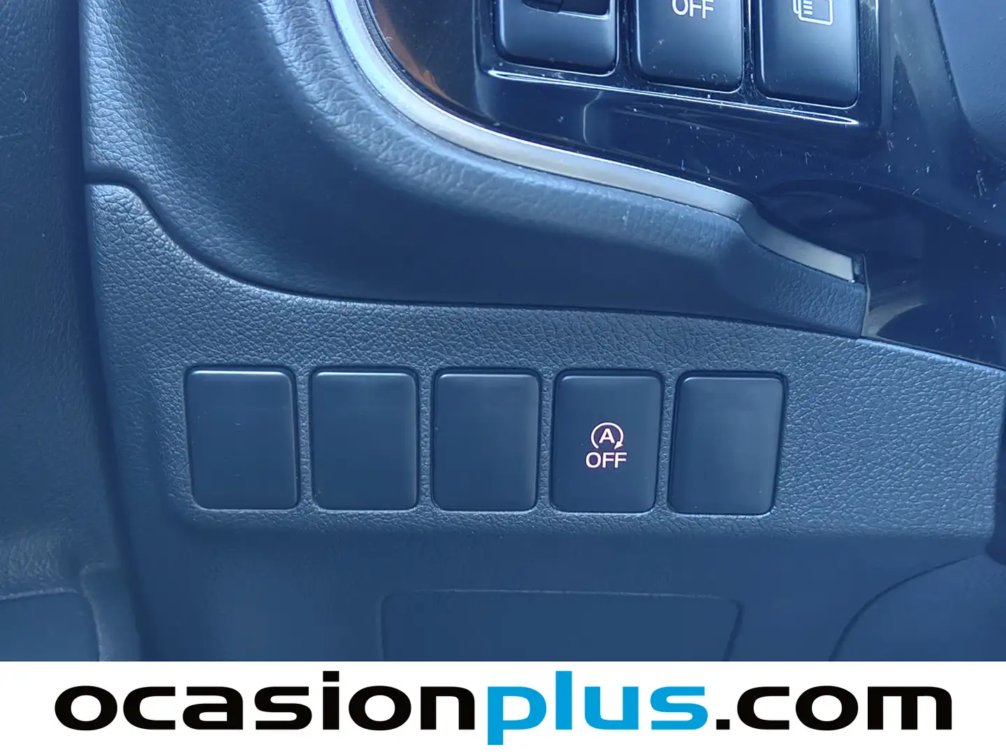 Foto Mitsubishi Outlander Mitsubishi Outlander 200 MPI Motion 2WD CVT (150 CV)