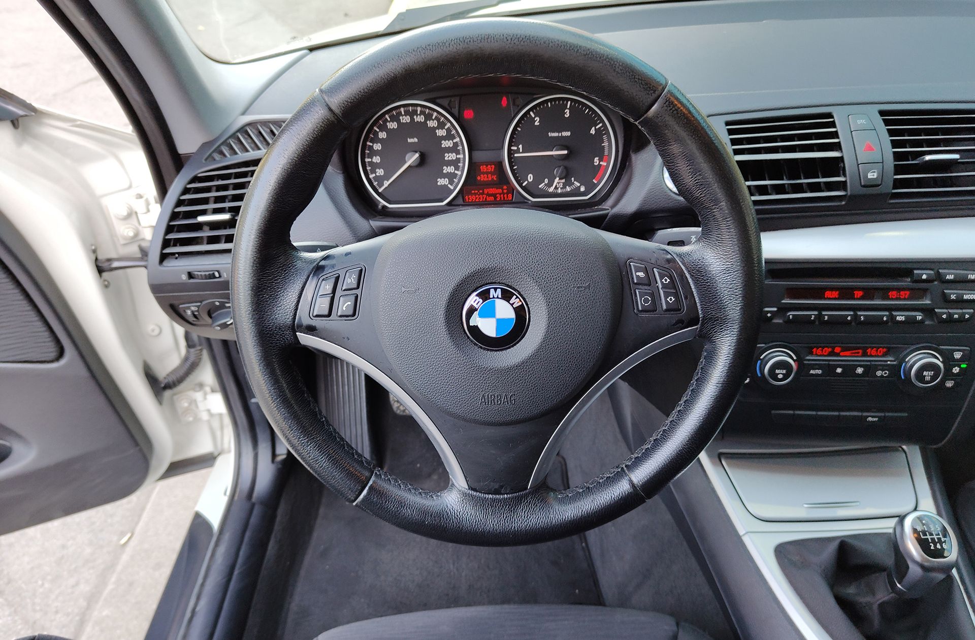 BMW Serie 1 120d - foto 17