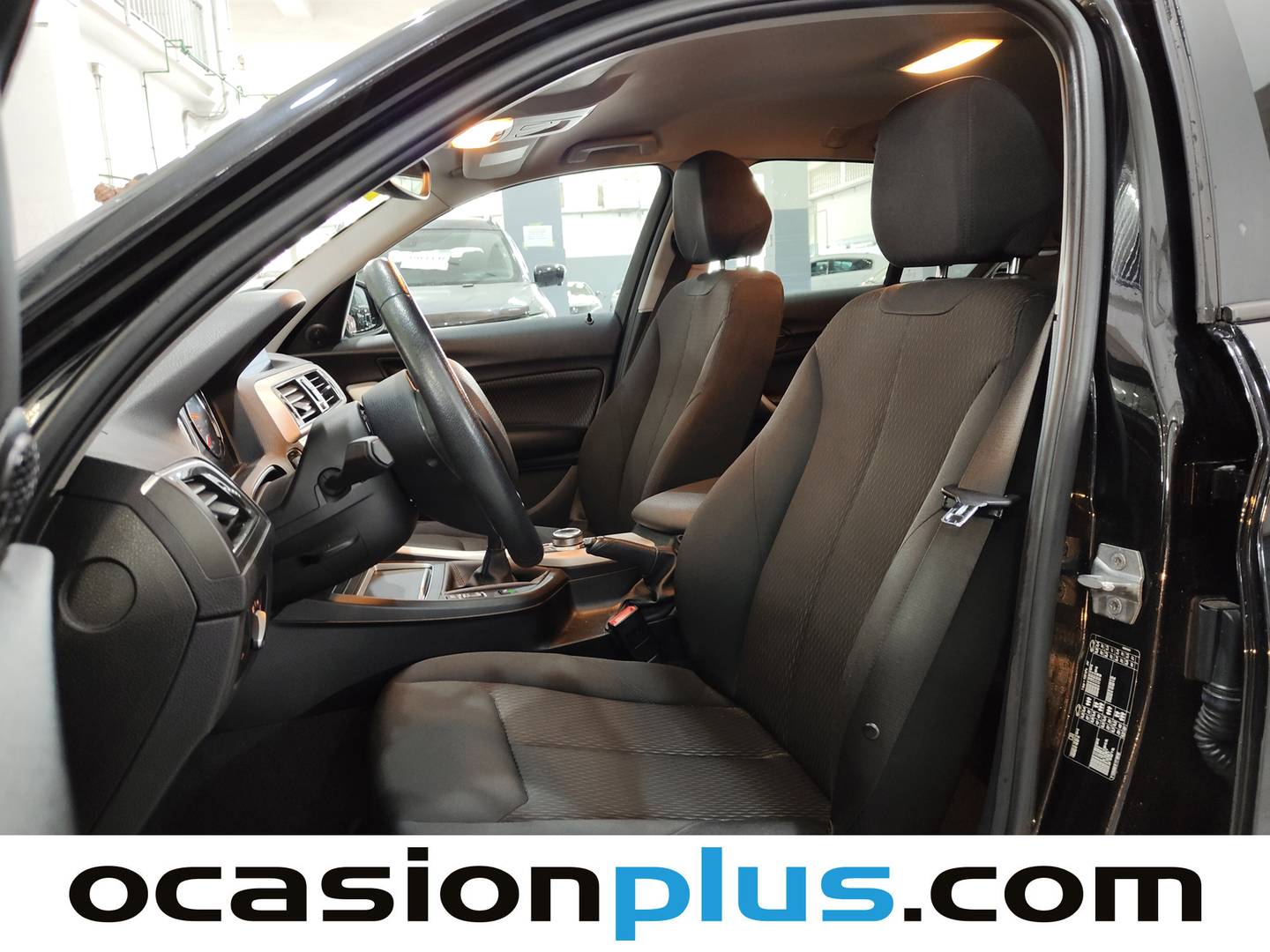 Foto asientos delanteros BMW Serie 1 BMW Serie 1 116i  (109 CV)