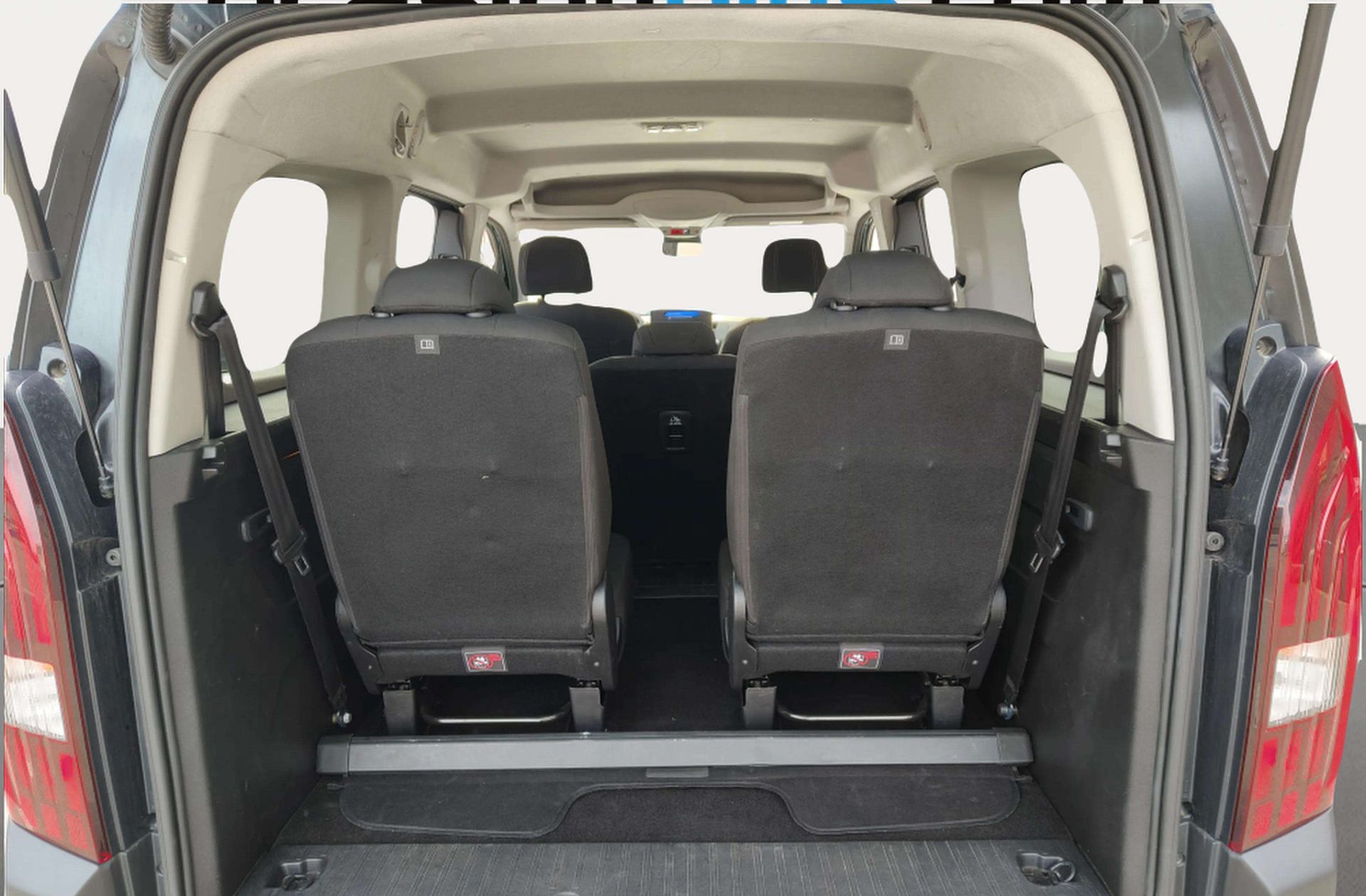 Peugeot Rifter BlueHDi 130 GT Long EAT8 - foto 14