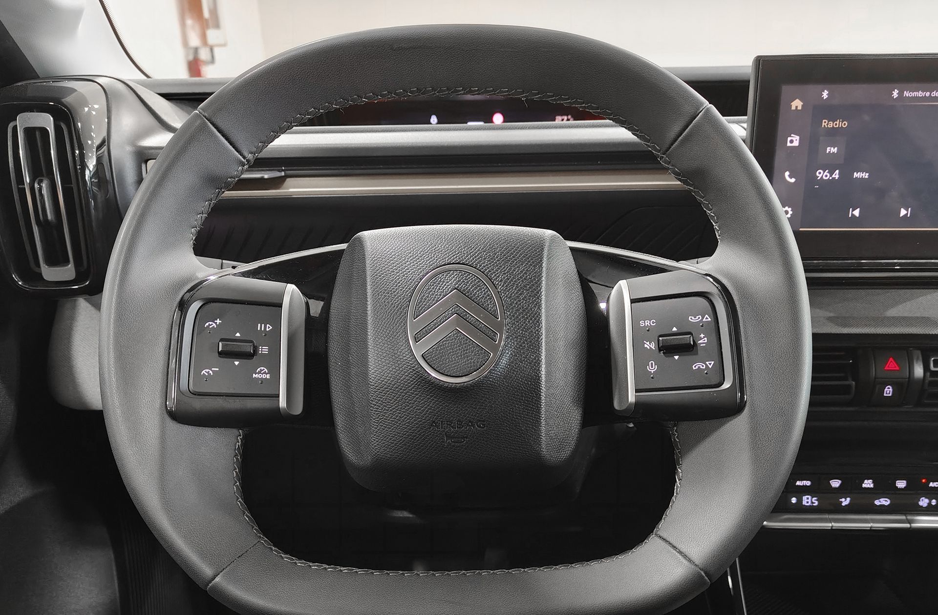 Citroën C3 Aircross Hybrid 145 Plus e-DCS6 - foto 21