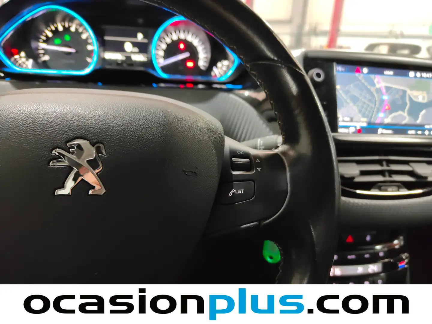 Foto Peugeot 2008 Peugeot 2008 PureTech 110 S&S Allure EAT6 (110 CV)