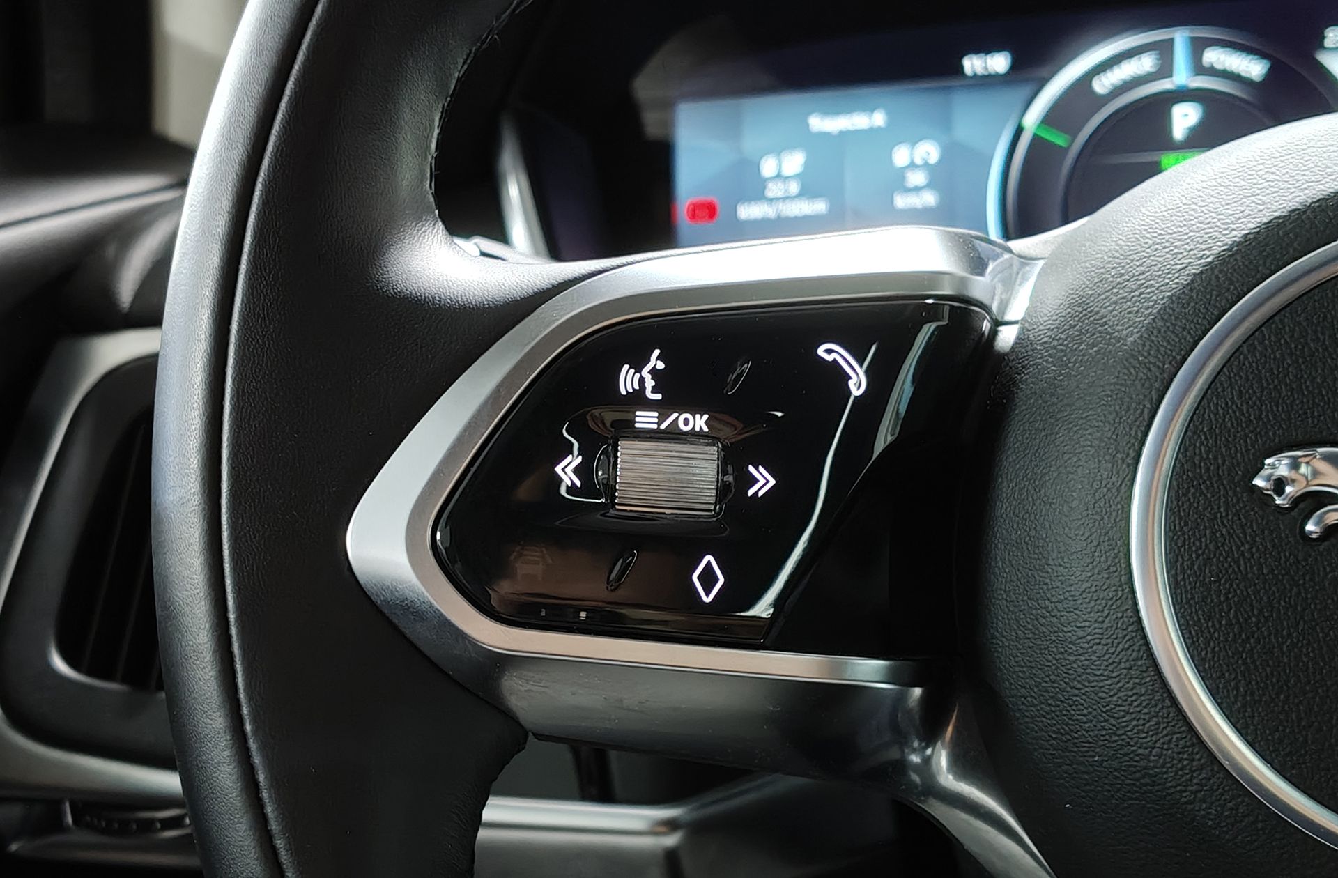 Jaguar I-Pace EV400 SE 4WD - foto 28