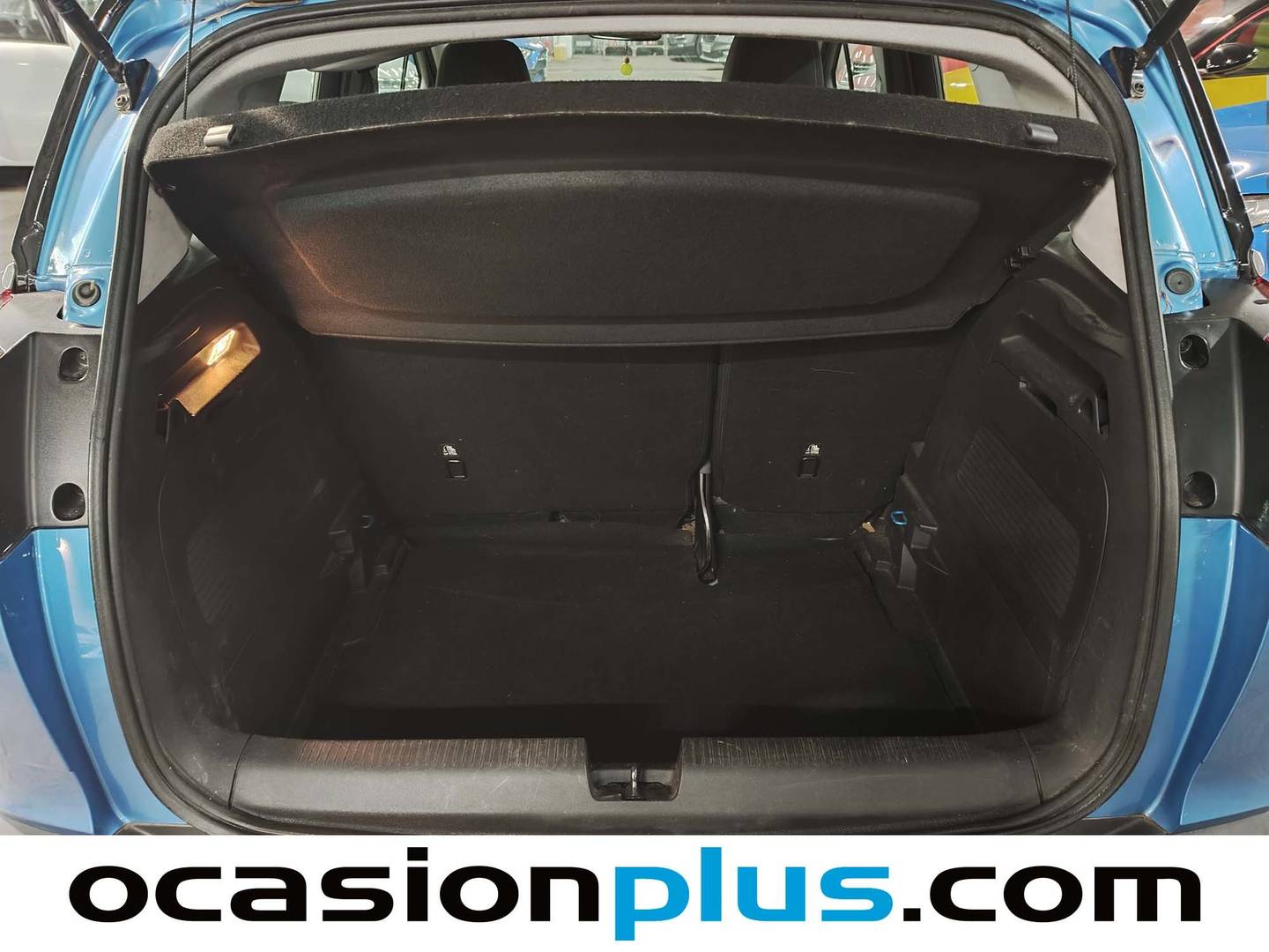 Foto Opel Crossland X Opel Crossland X 1.2 S&S Design Line 120 Aniversario (110 CV)