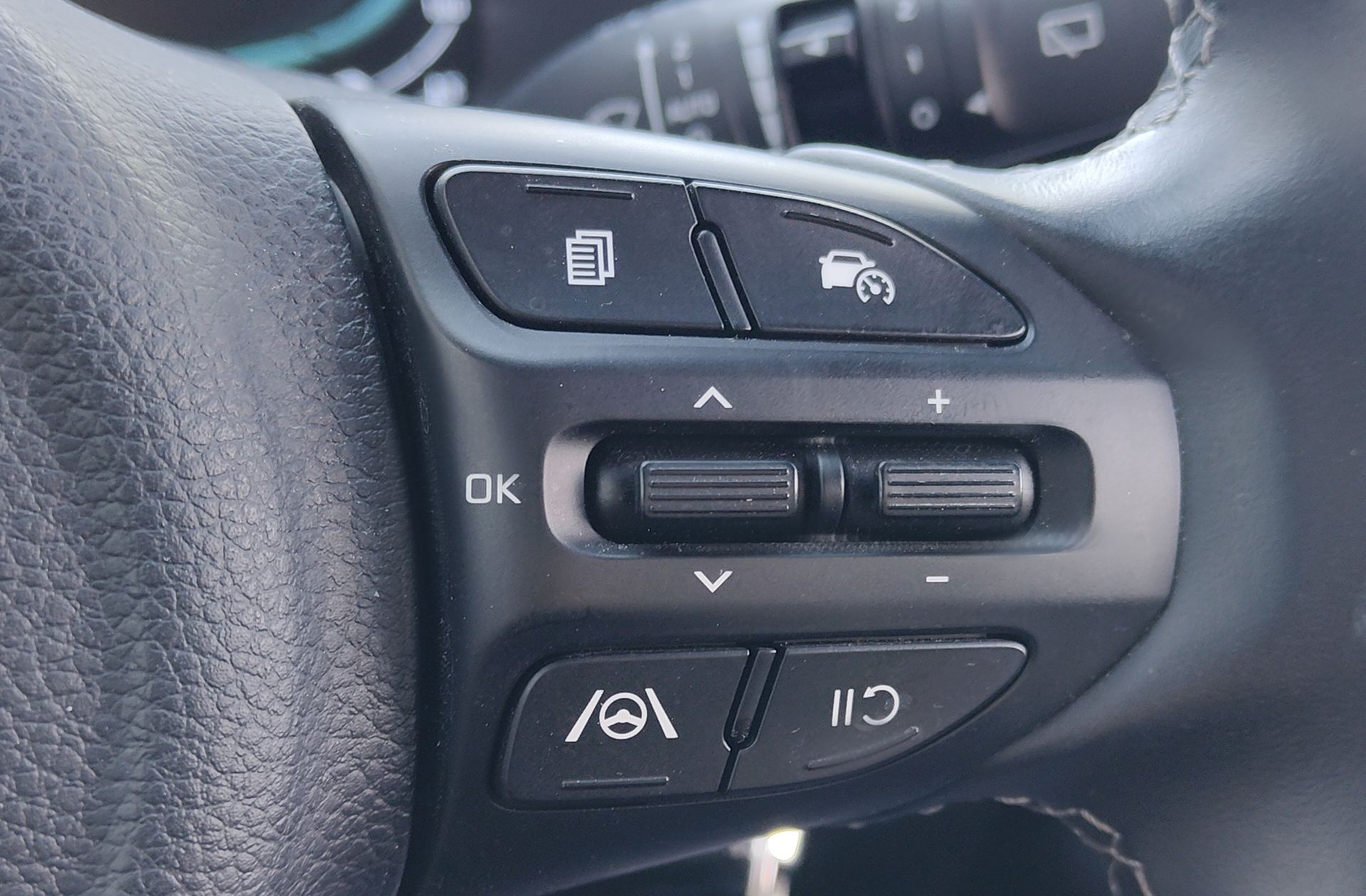 Kia Stonic 1.0 T-GDi MHEV Drive - foto 26