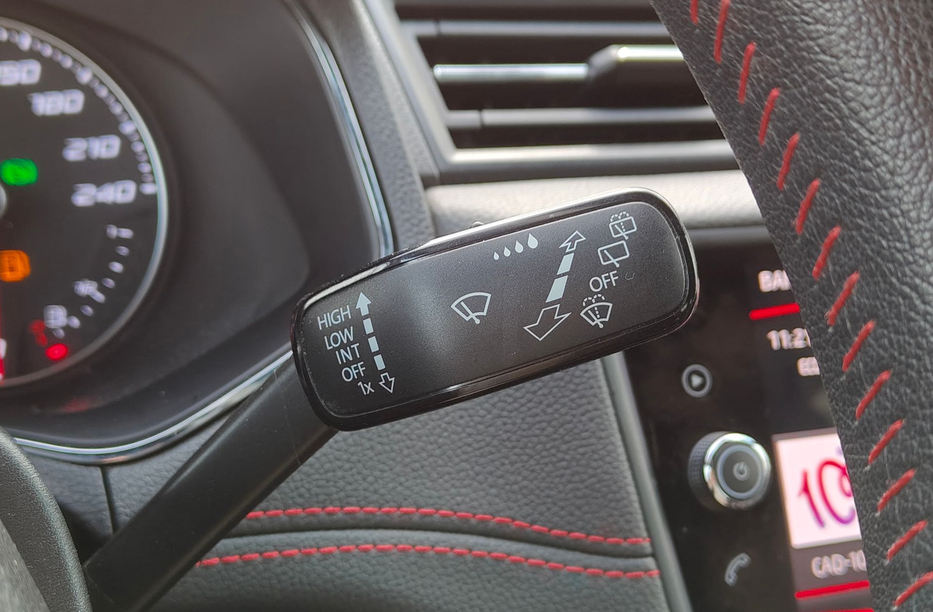 SEAT Arona 1.0 TSI Ecomotive FR DSG - foto 32