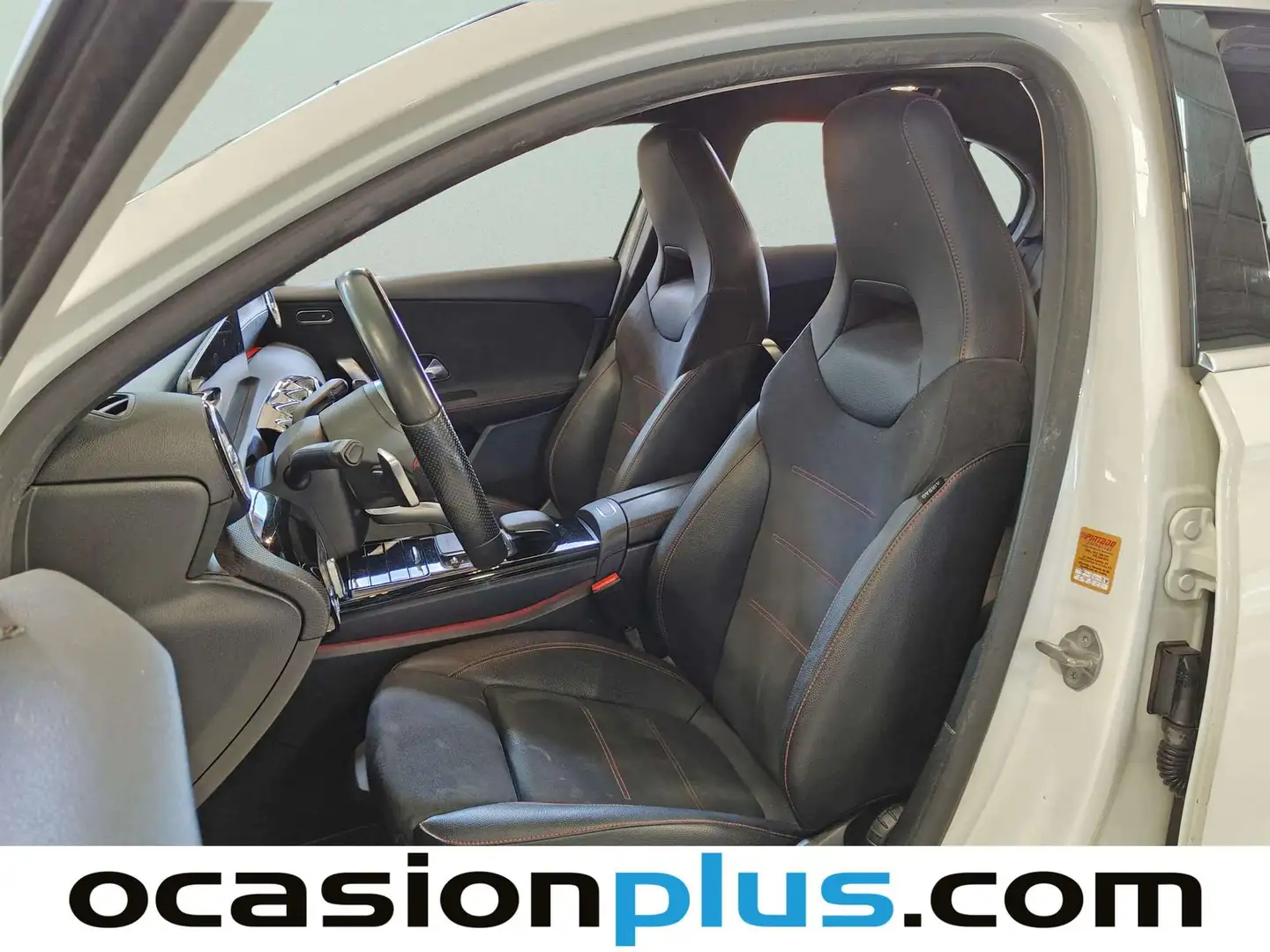 Foto Mercedes Clase A Mercedes-Benz Clase A 180 d (116 CV) Pack AMG