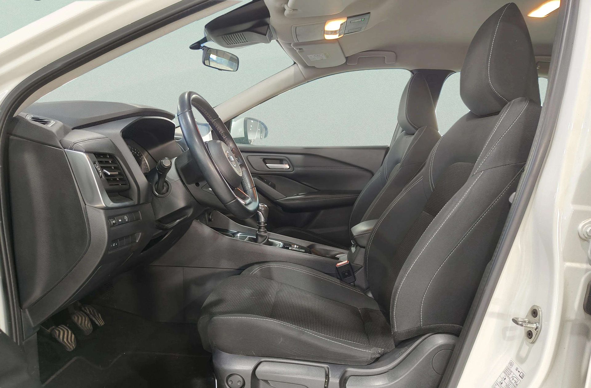 Nissan Qashqai DIG-T 140 mHEV Acenta 4x2 - foto 10