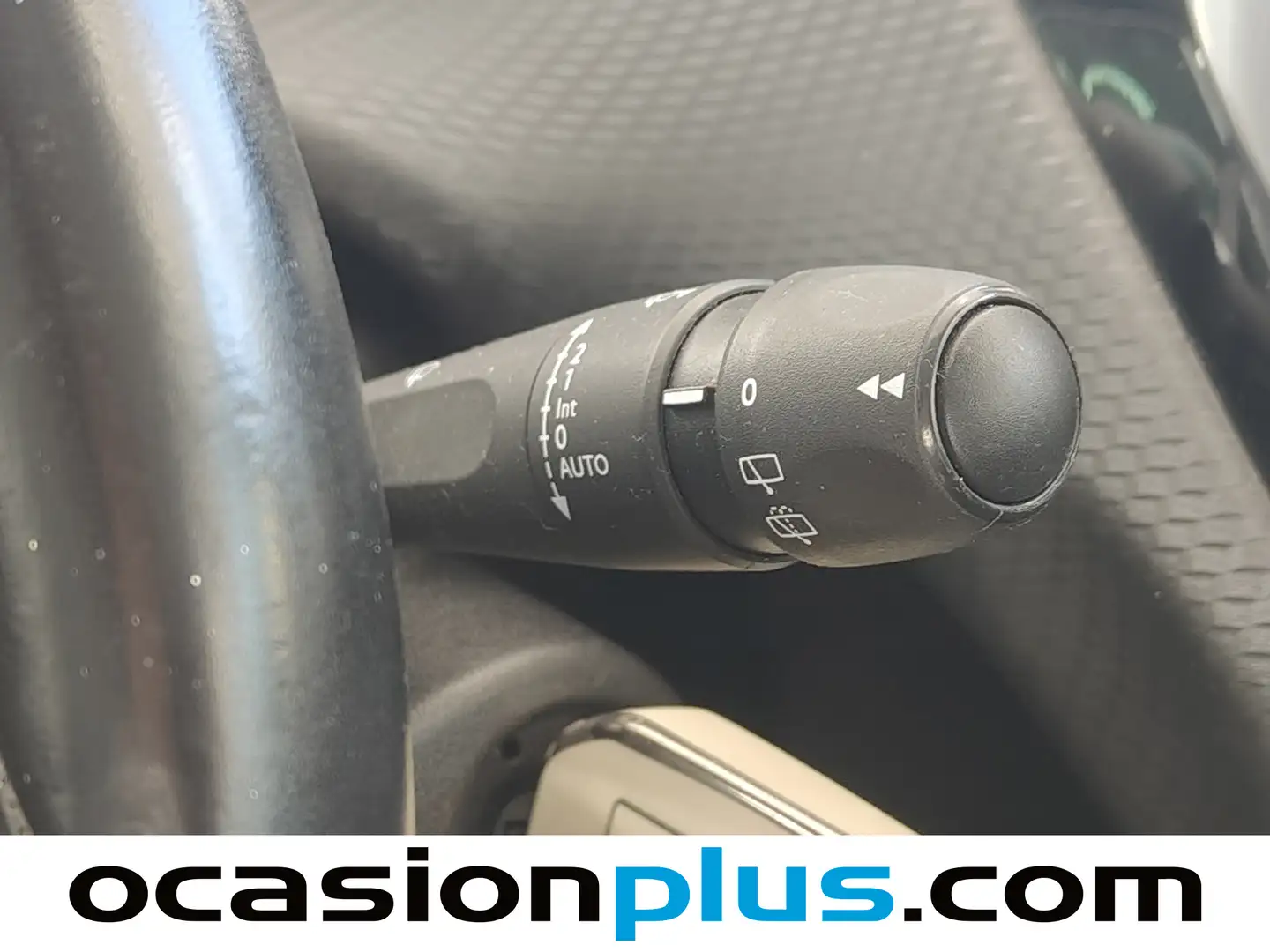 Foto Peugeot 208 Peugeot 208 BlueHDi 100 Tech Edition 99 CV)